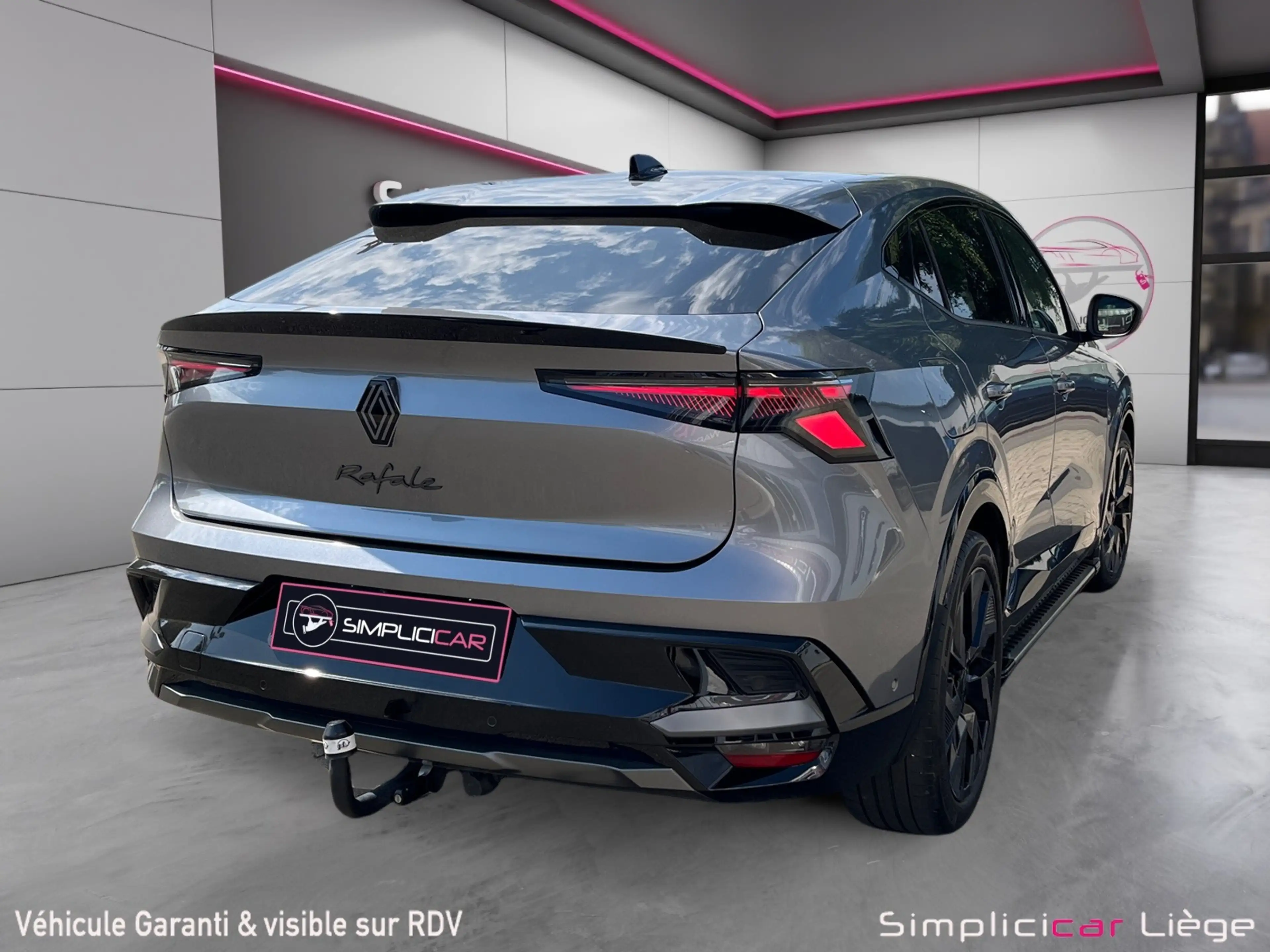 Renault Rafale — photo 6