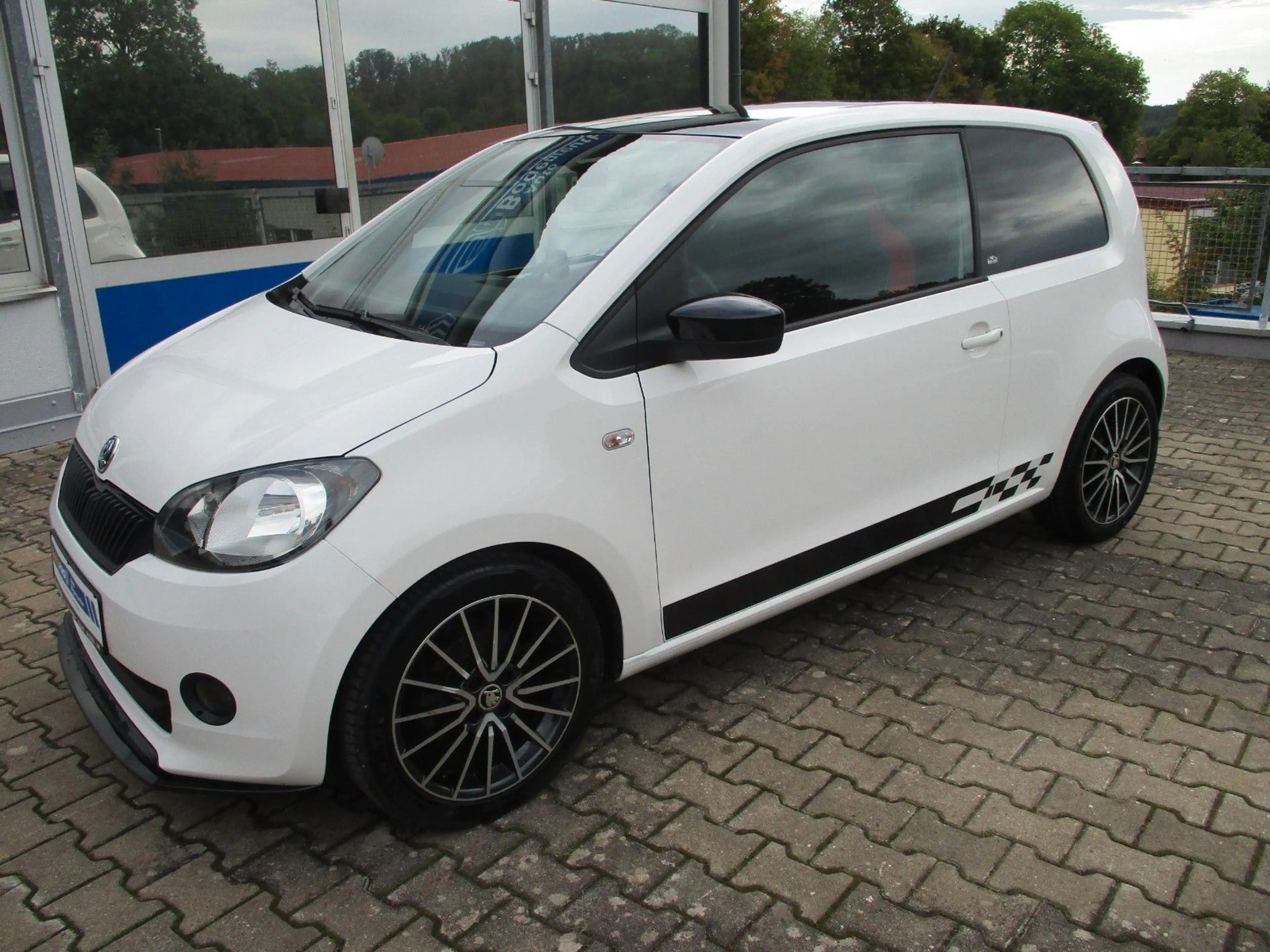 Skoda Citigo Monte Carlo+Panorama+Freisprech+PDC