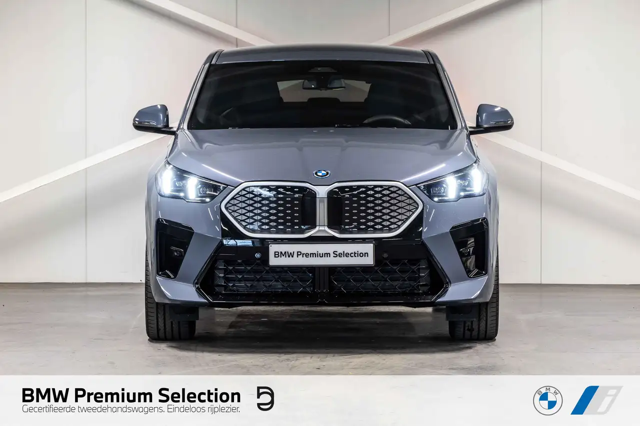 BMW iX2 2026