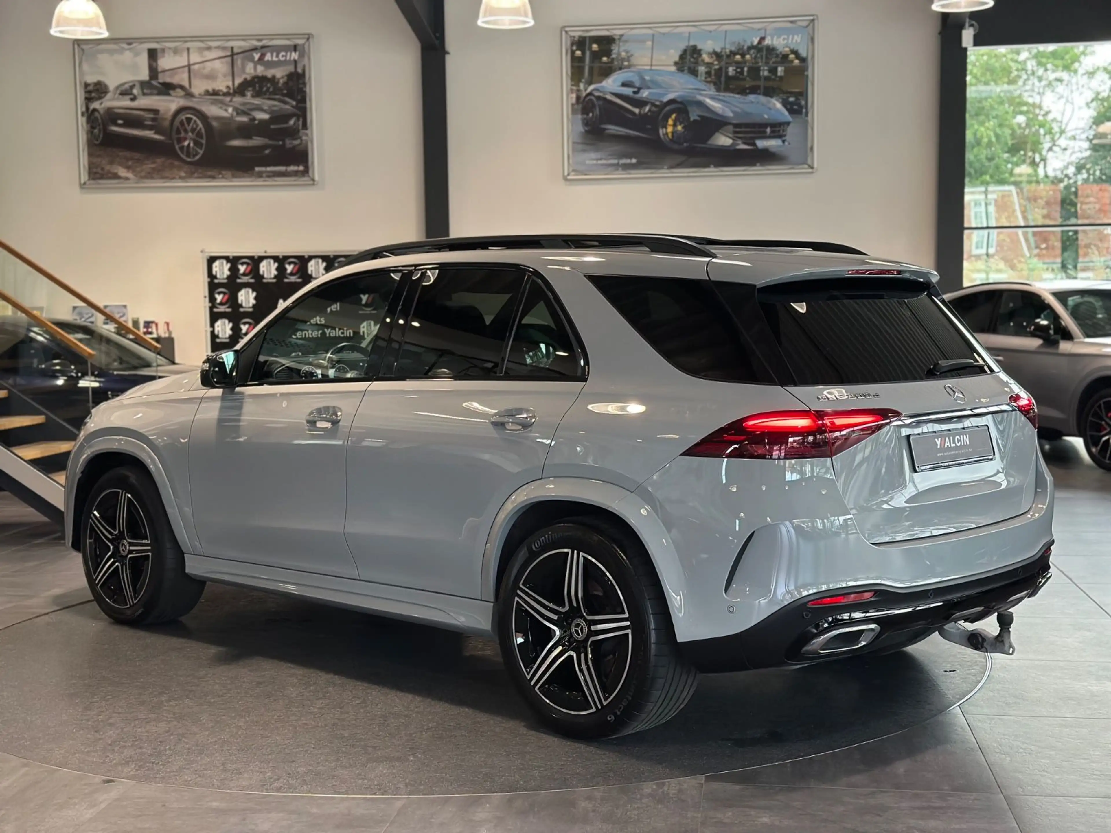 Mercedes-Benz GLE 300 d 4M 3x AMG-Line 1.HA/ACC/BURM/NIGHT/AHK — photo 2
