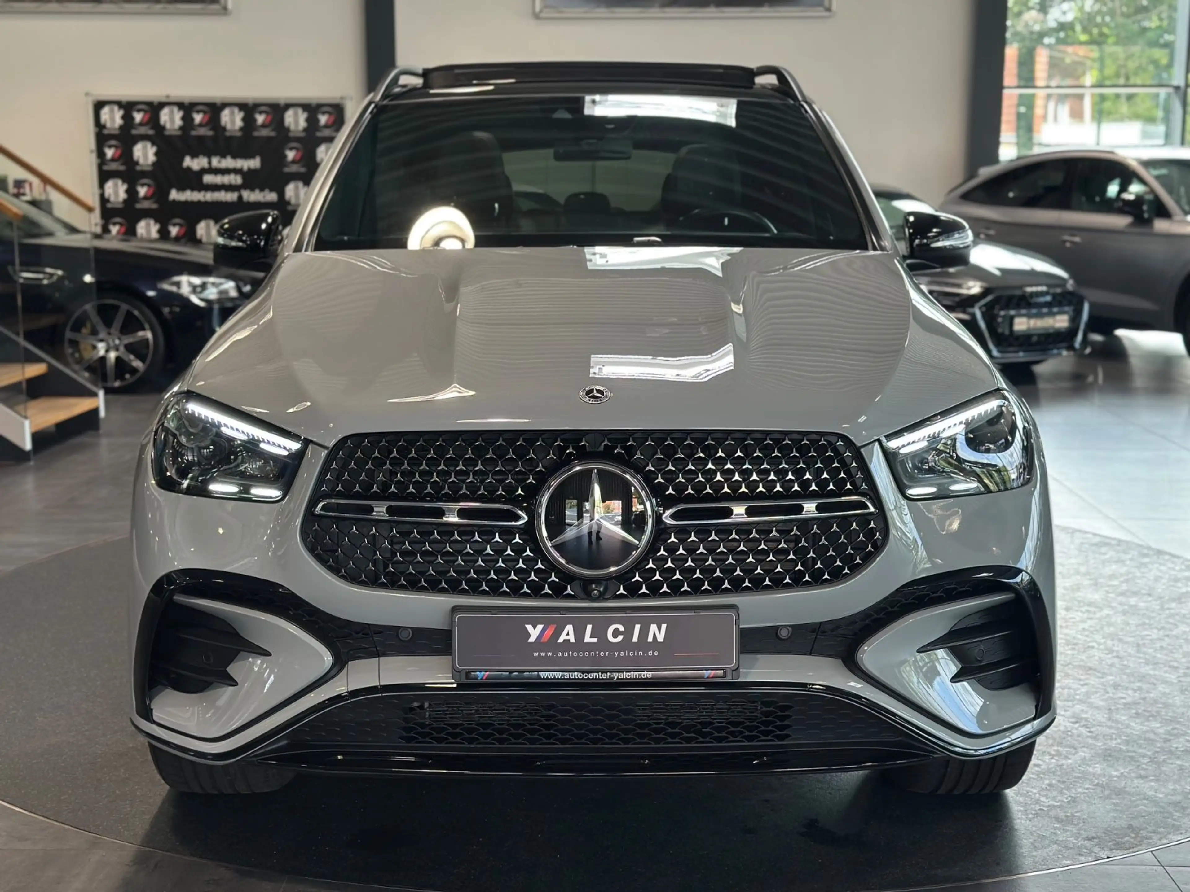 Mercedes-Benz GLE 300 d 4M 3x AMG-Line 1.HA/ACC/BURM/NIGHT/AHK — photo 5