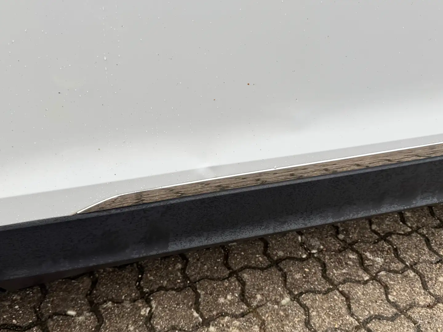 Volkswagen Tiguan Allspace 2.0 TDI Comfortline DSG Weiß - 2