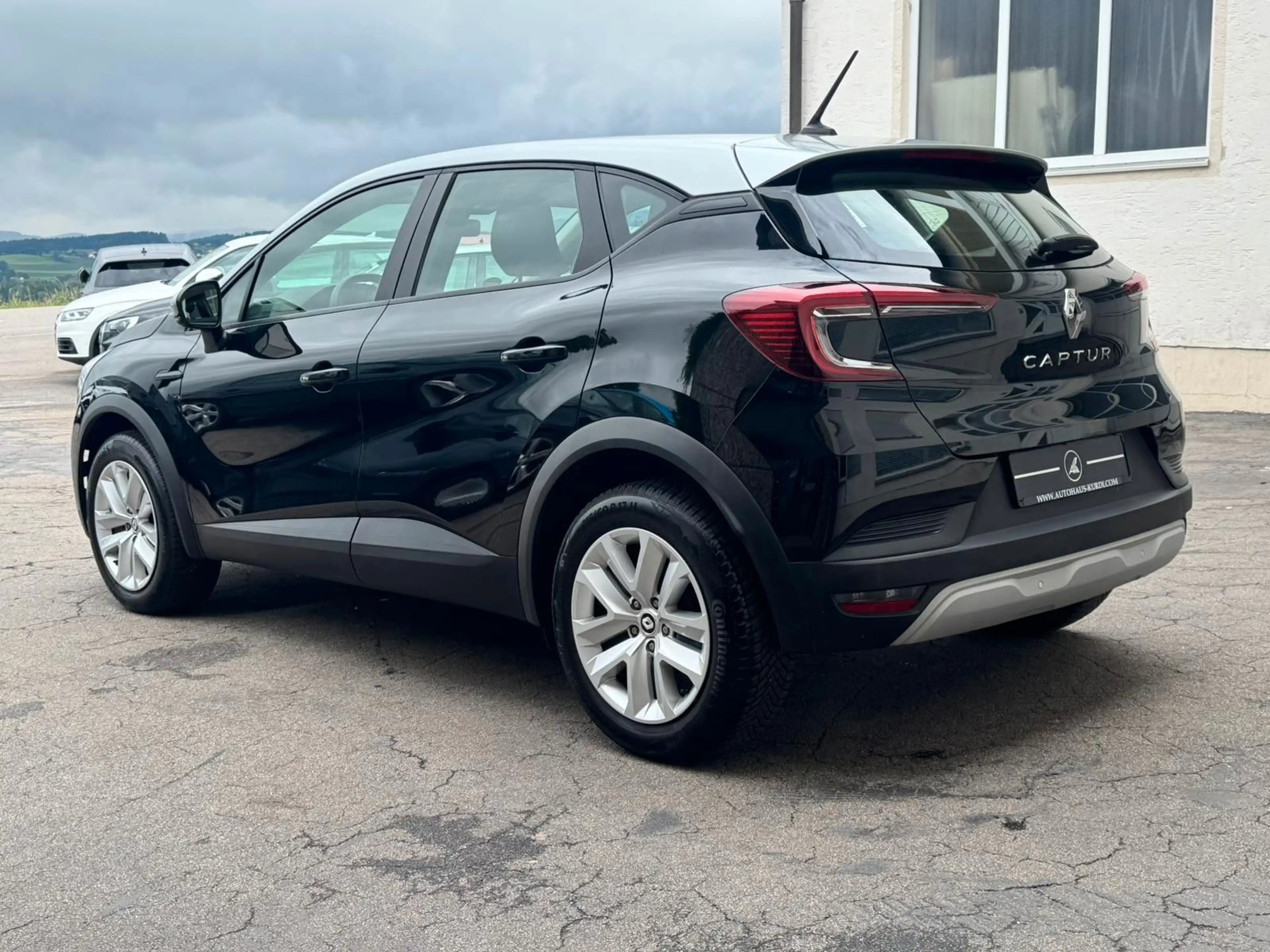 Renault Captur II TCe Equilibre CARPLAY LED TEMPOMAT PDC — photo 8