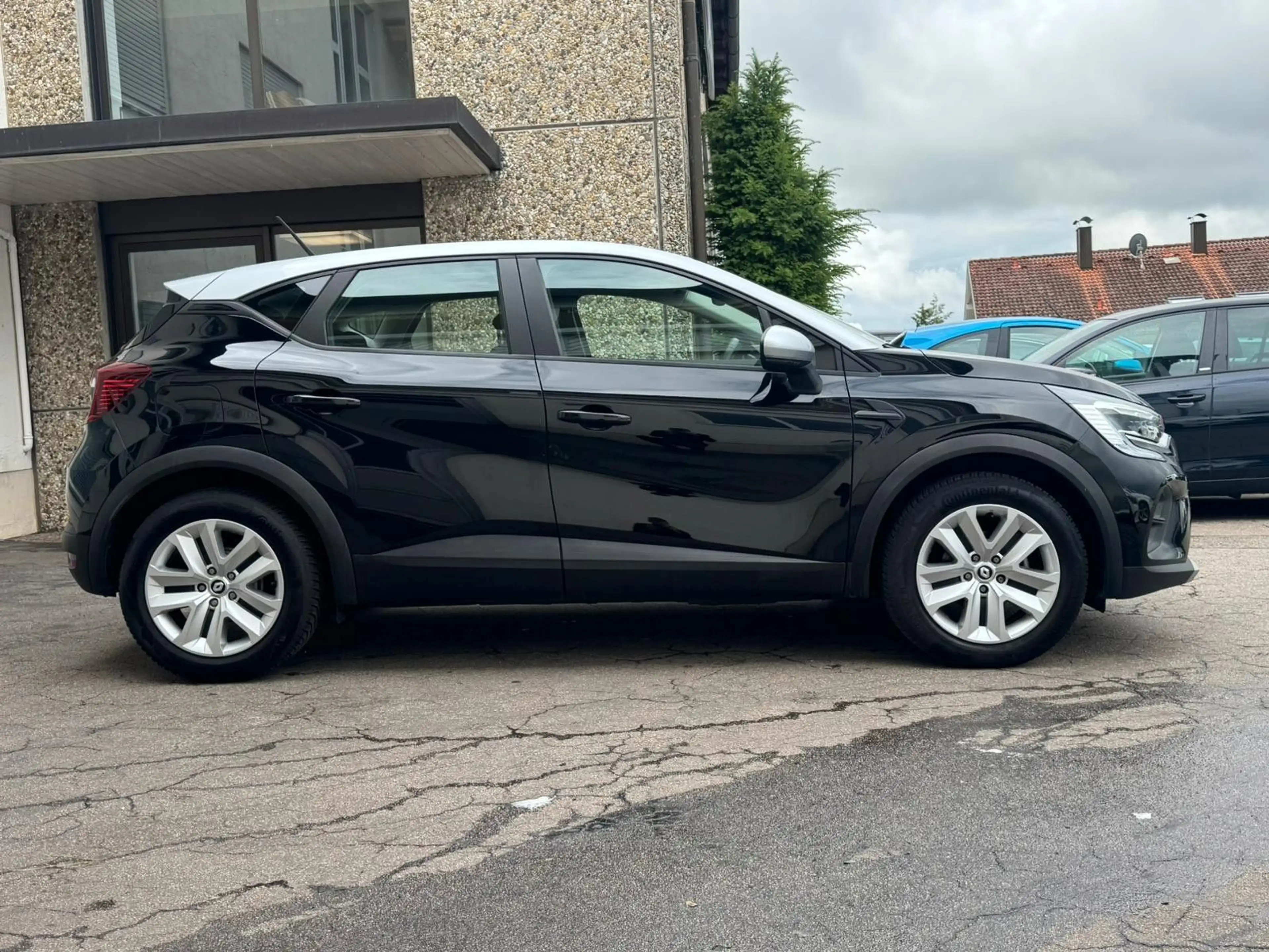 Renault Captur II TCe Equilibre CARPLAY LED TEMPOMAT PDC — photo 5