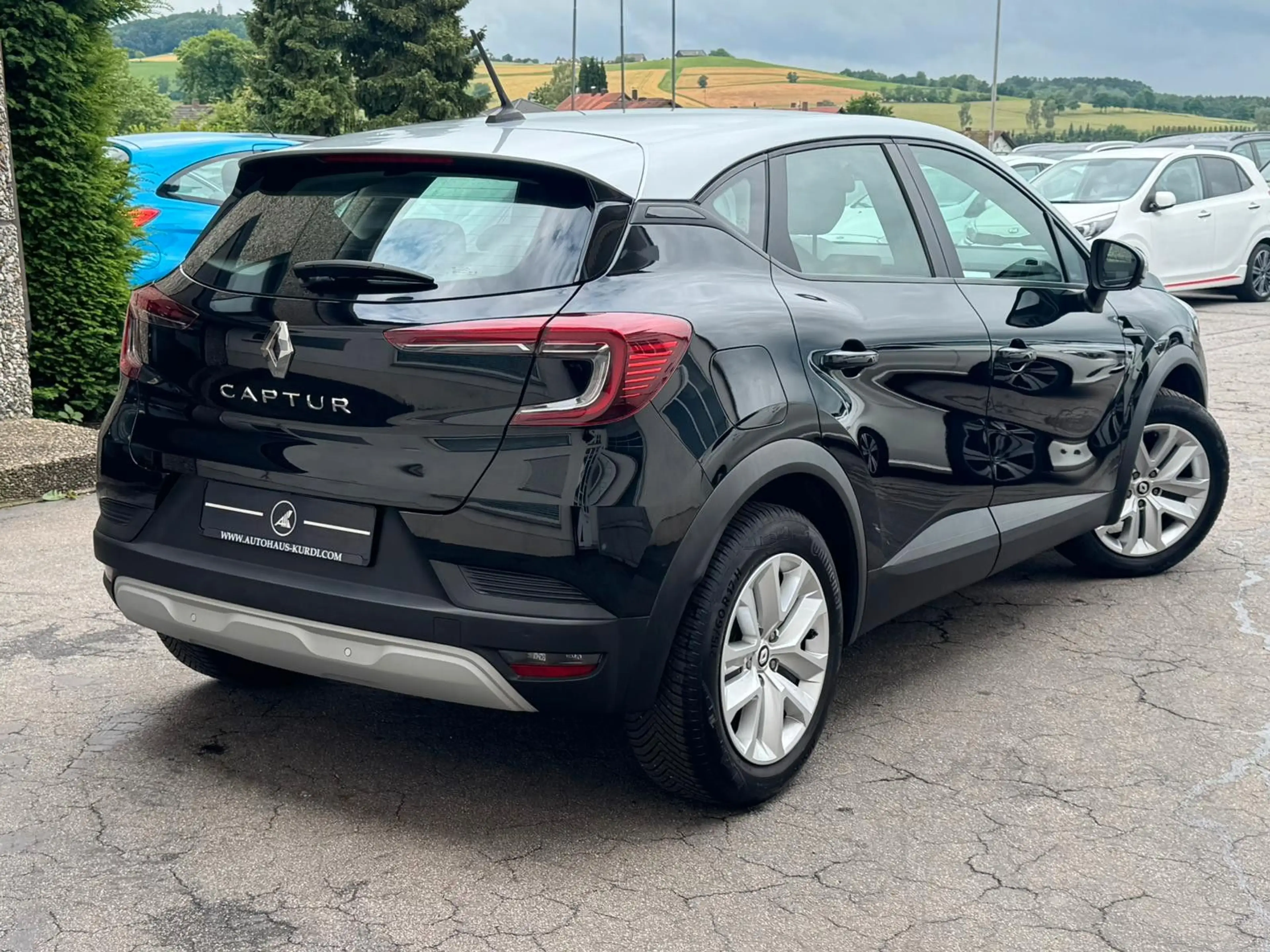 Renault Captur II TCe Equilibre CARPLAY LED TEMPOMAT PDC — photo 6
