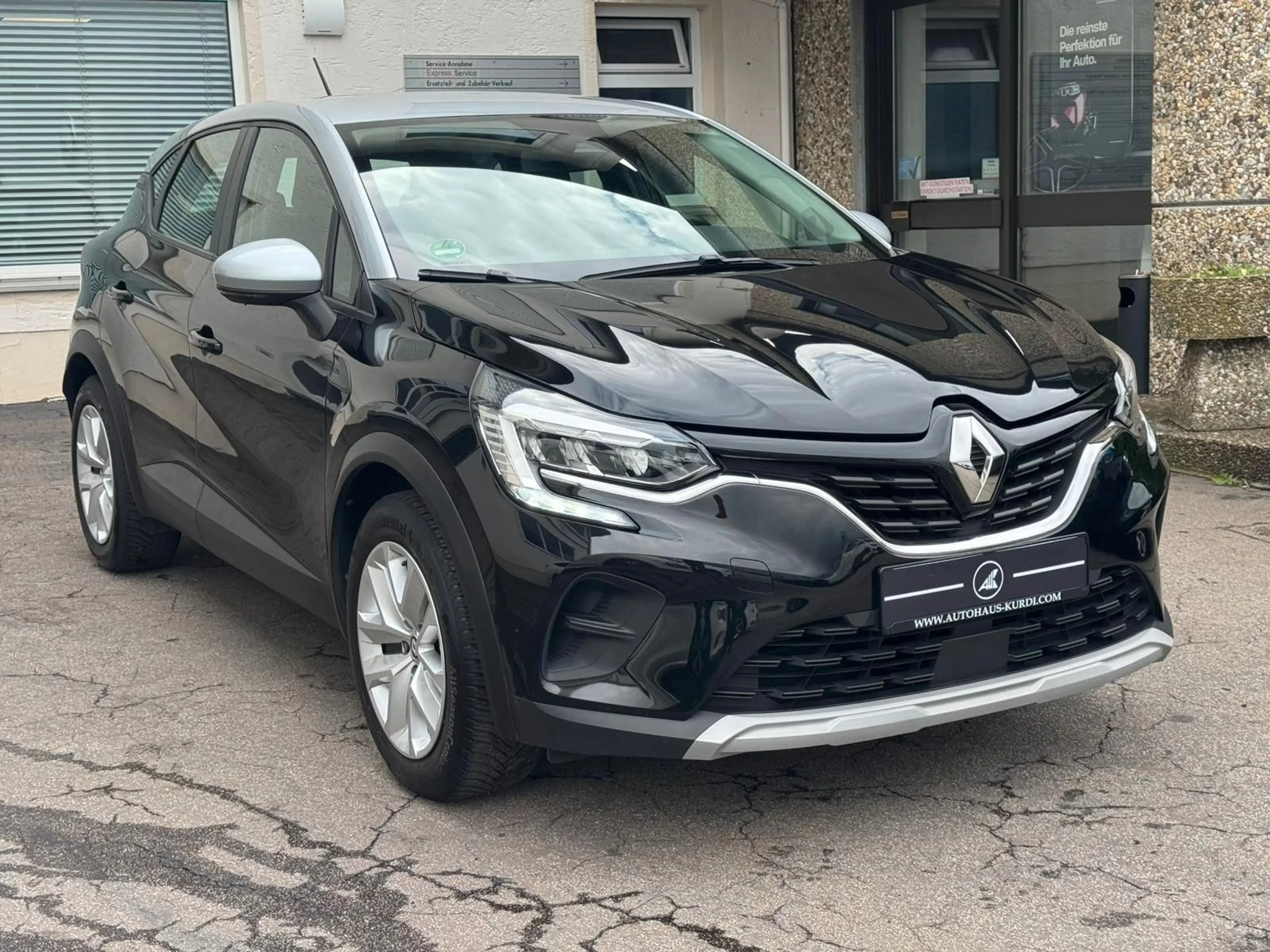 Renault Captur II TCe Equilibre CARPLAY LED TEMPOMAT PDC — photo 4