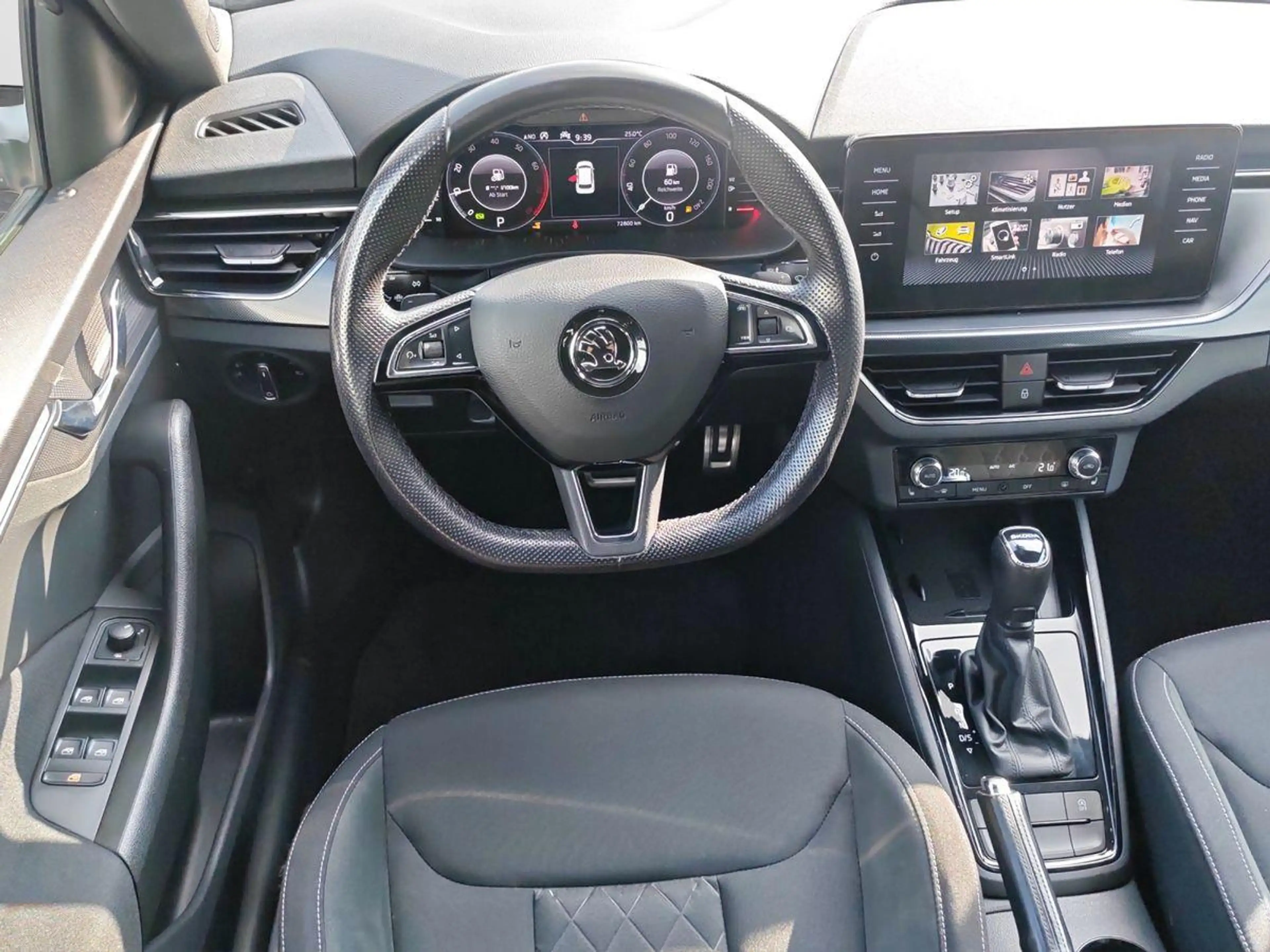 Skoda Kamiq Style 1.0 TSI Apple Carplay Sportlenkrad — photo 10