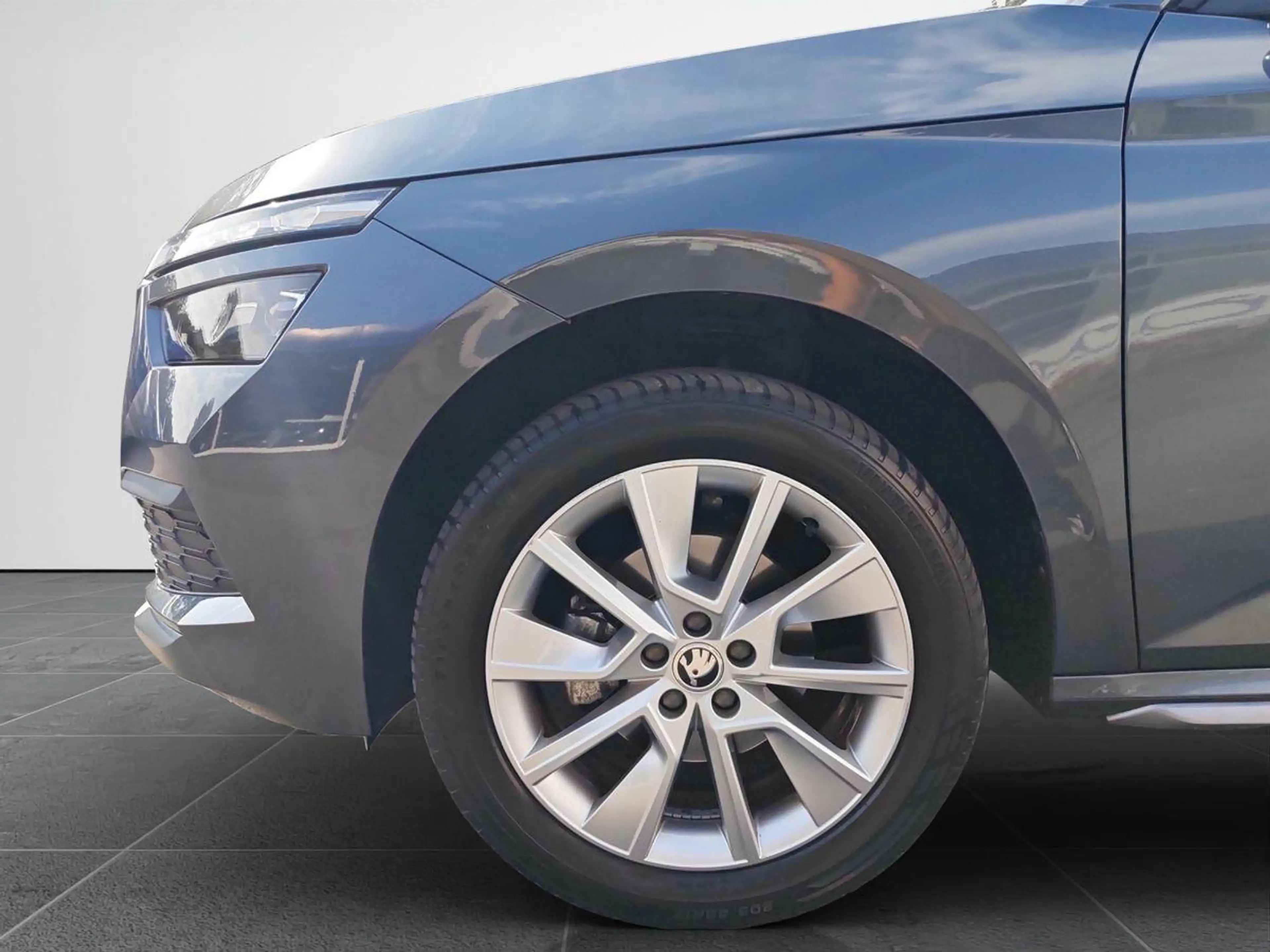 Skoda Kamiq Style 1.0 TSI Apple Carplay Sportlenkrad — photo 15