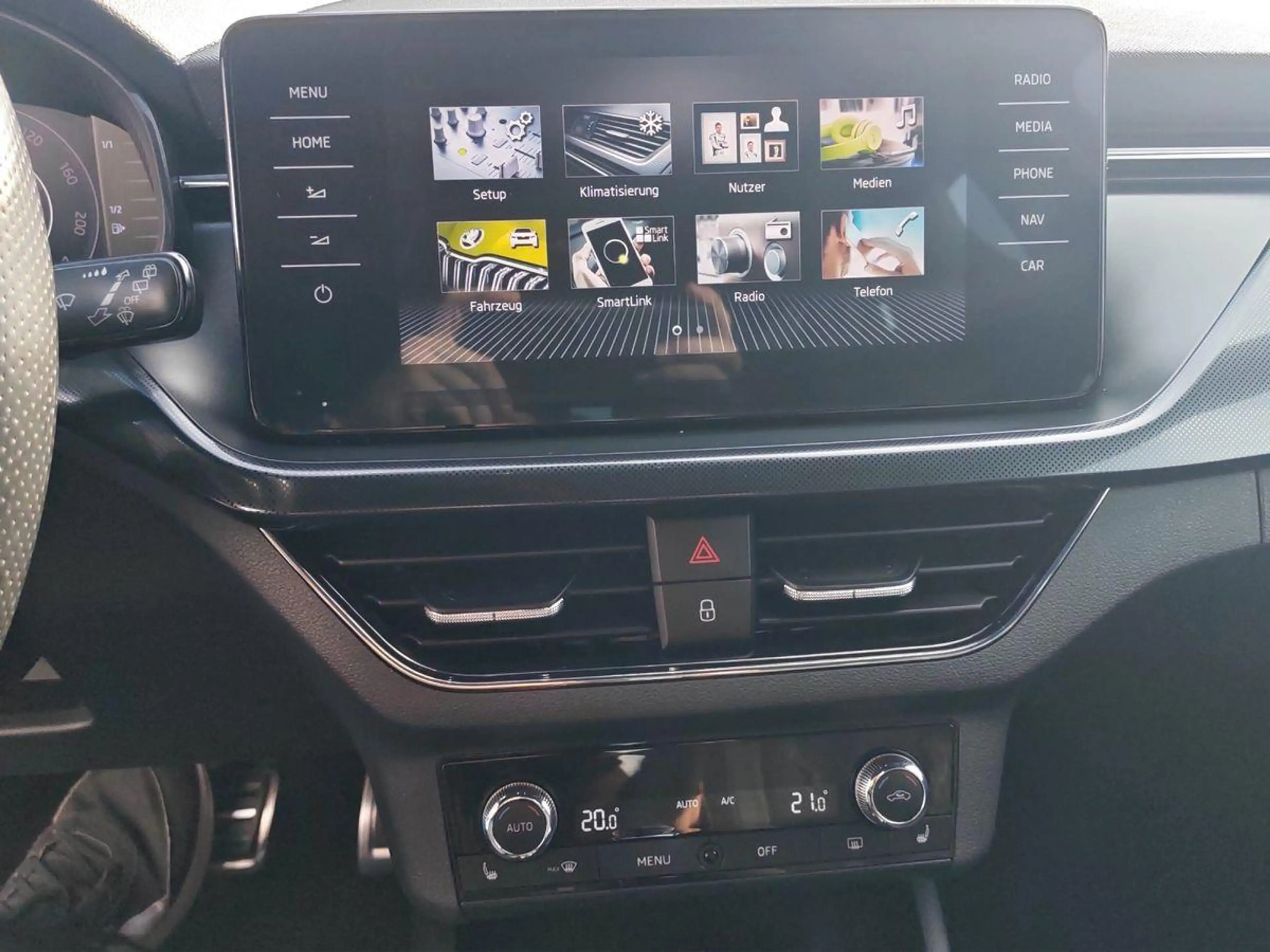 Skoda Kamiq Style 1.0 TSI Apple Carplay Sportlenkrad — photo 13