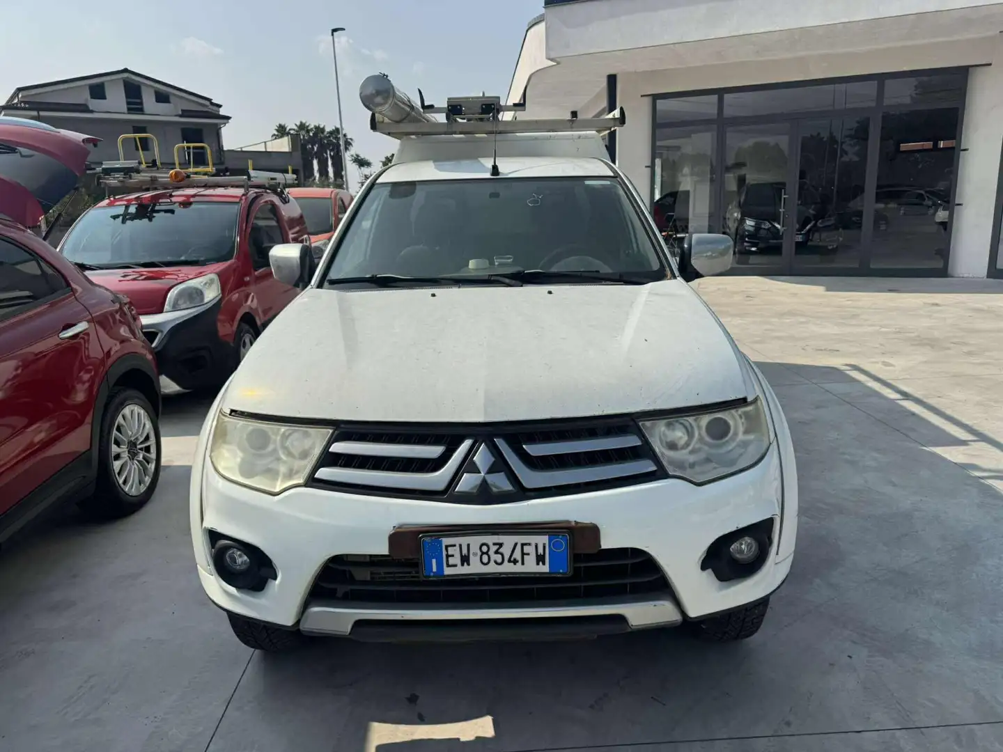 Mitsubishi L200 2.5 DI-D/178CV DC Intense Plus DPF Bianco - 2