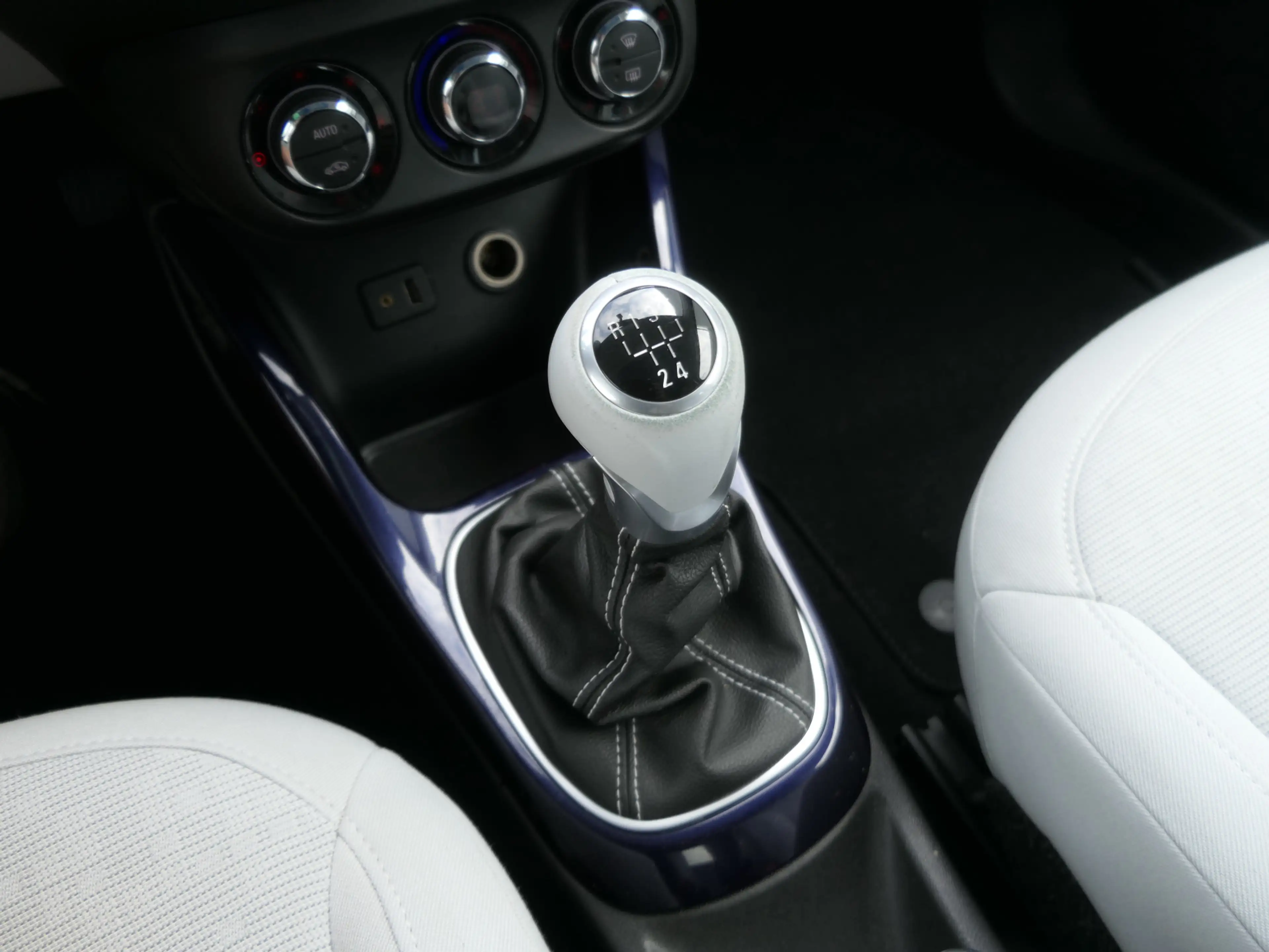Opel Adam 1.4 Jam | Climate Control | White Pack | 17'' LMV — photo 26