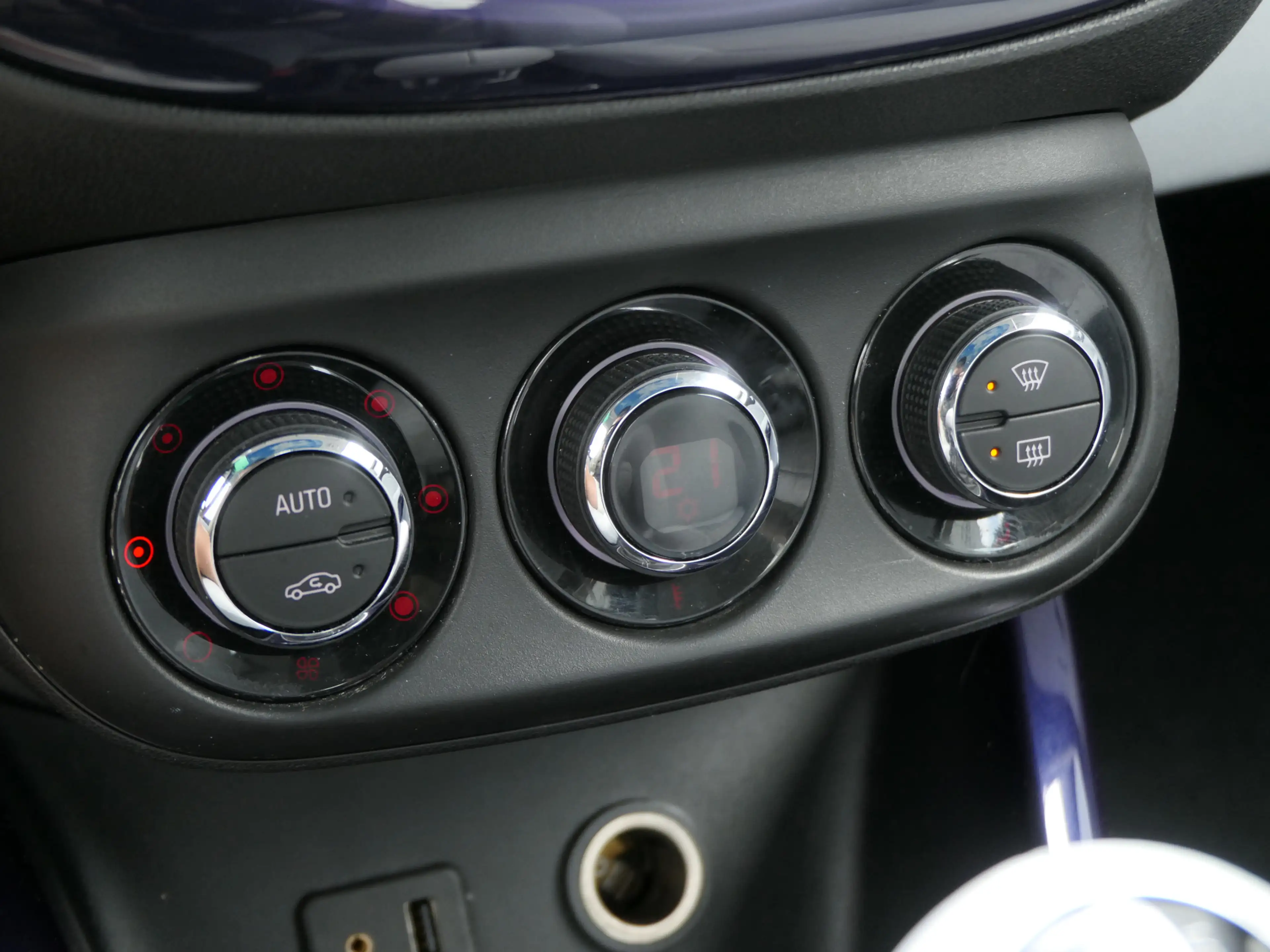 Opel Adam 1.4 Jam | Climate Control | White Pack | 17'' LMV — photo 25