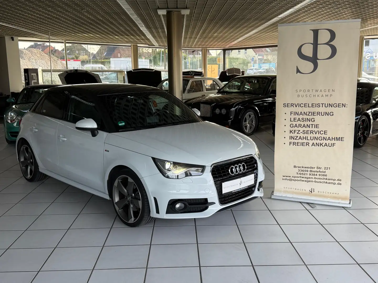 Audi A1 S line SPORTPAKET+ 18LM NAVI BOSE BI-XENON Weiß - 1