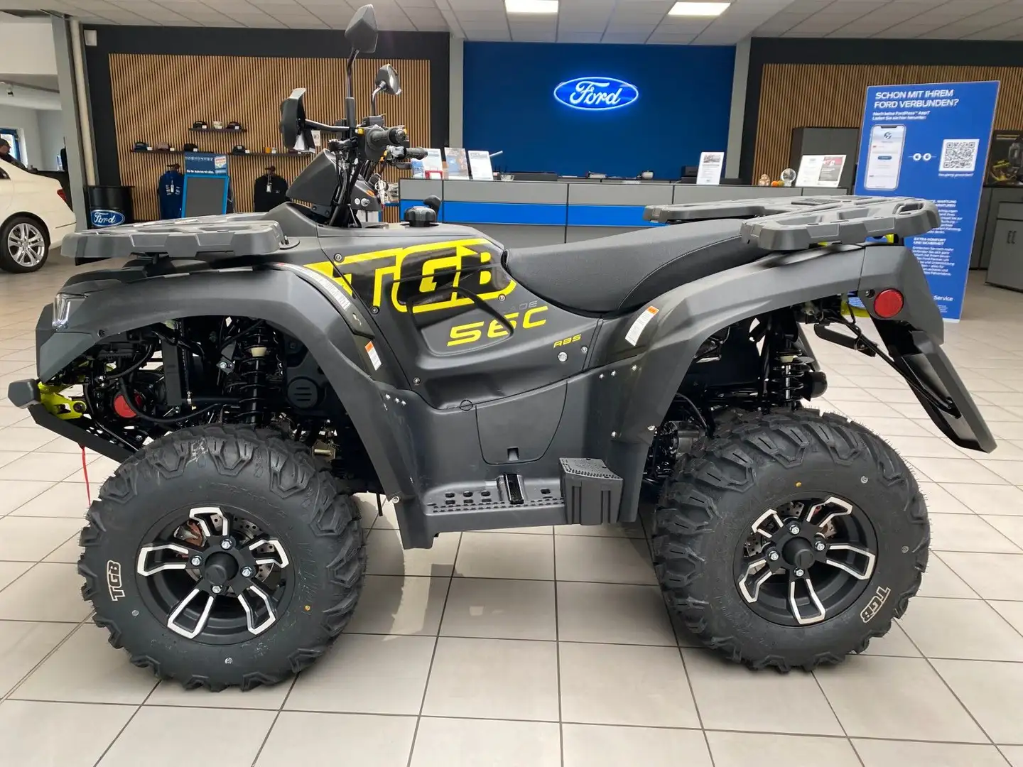 TGB Blade 560 Allrad*ABS*Touring*T3 Schwarz - 1