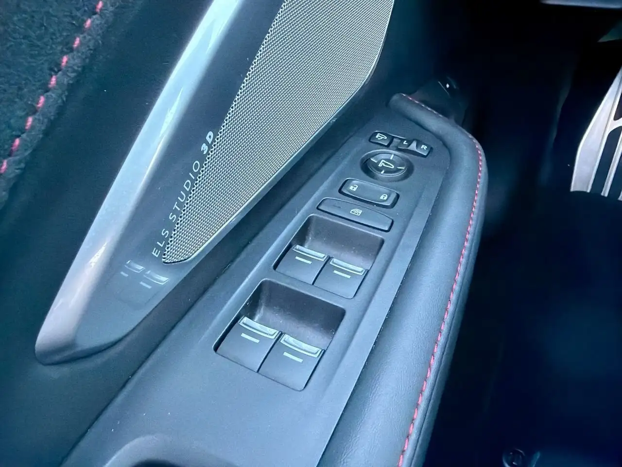 Acura RDX снимка Acura RDX