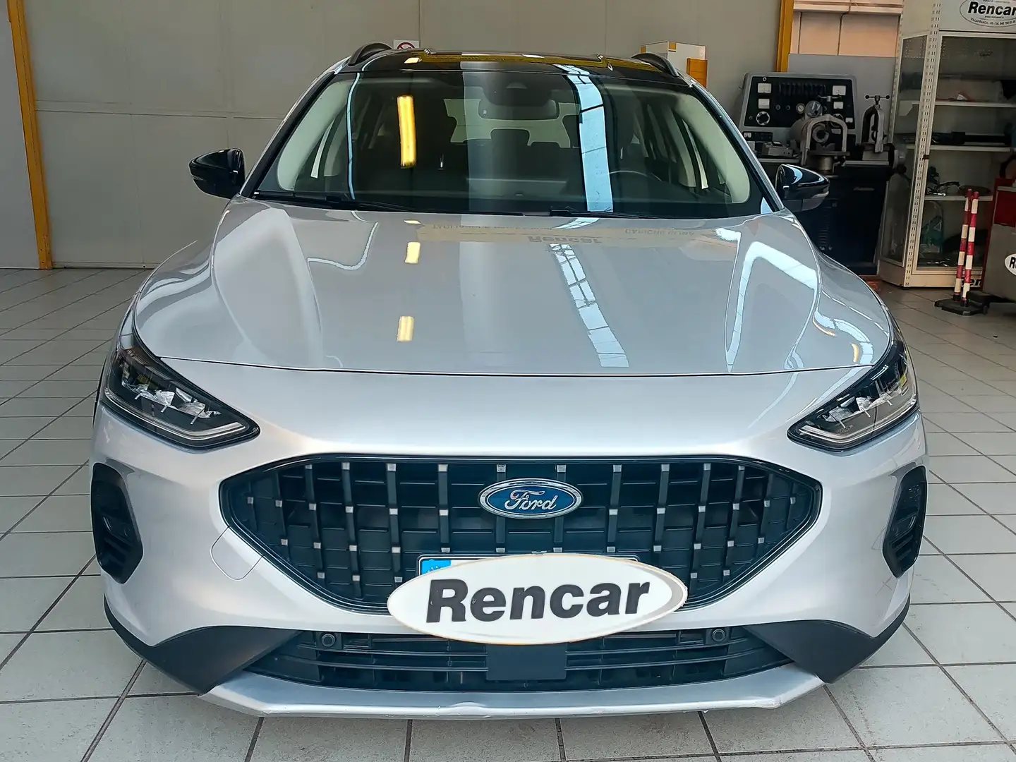 Ford Focus ACTIVE SW 1.0 ECO BOOST HYBRID Silber - 2