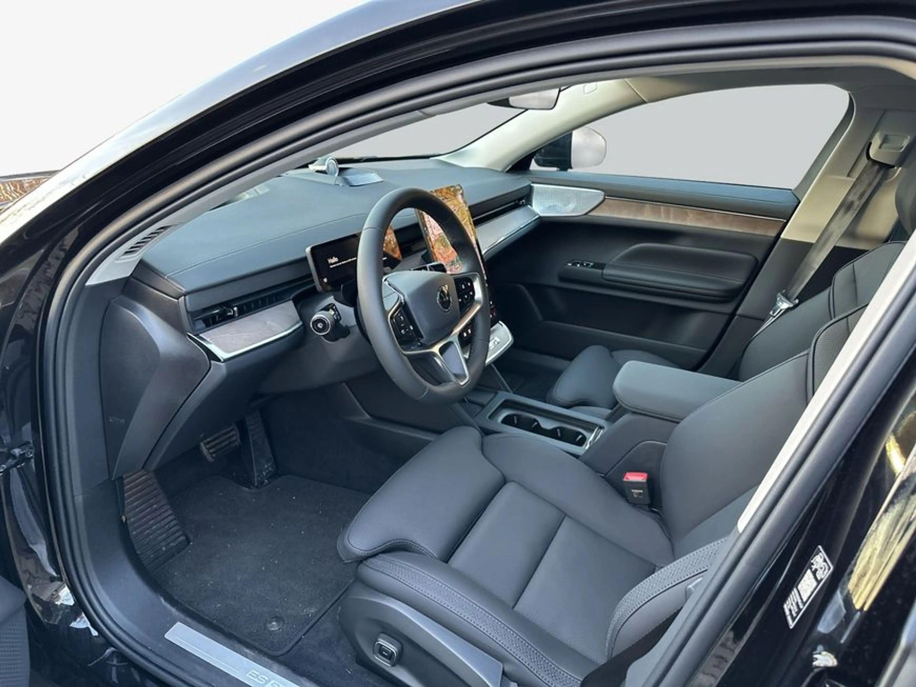 Volvo ES90 Single Motor RWD Ultra — photo 11