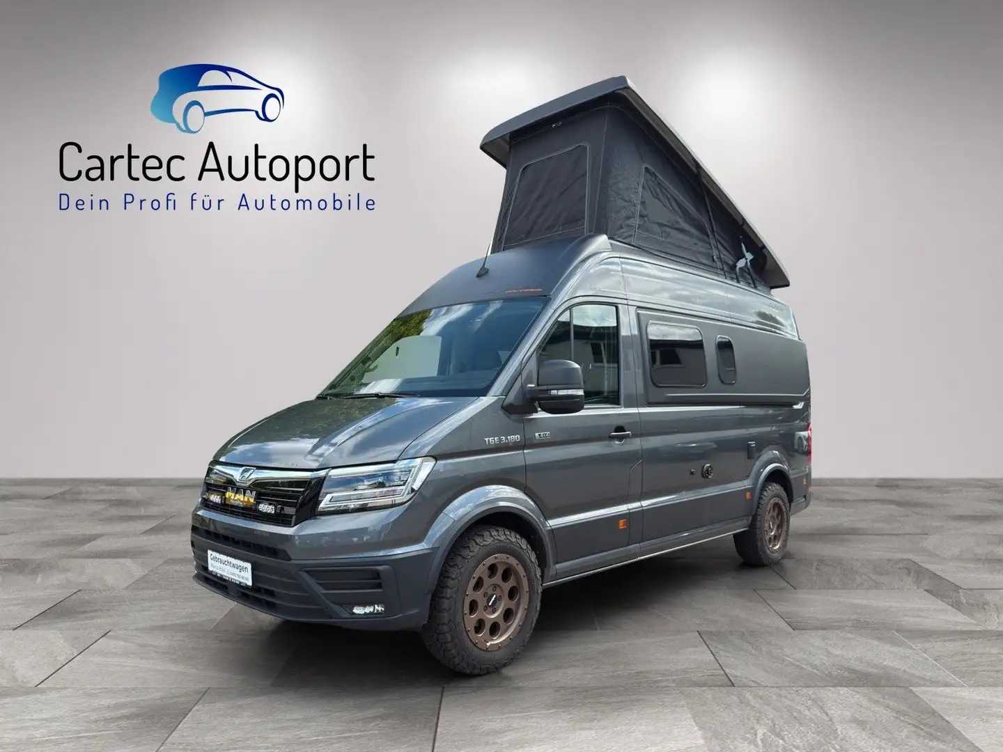 MAN TGE 4X4 177PS Julia Camper Yellowstone Gris - 1