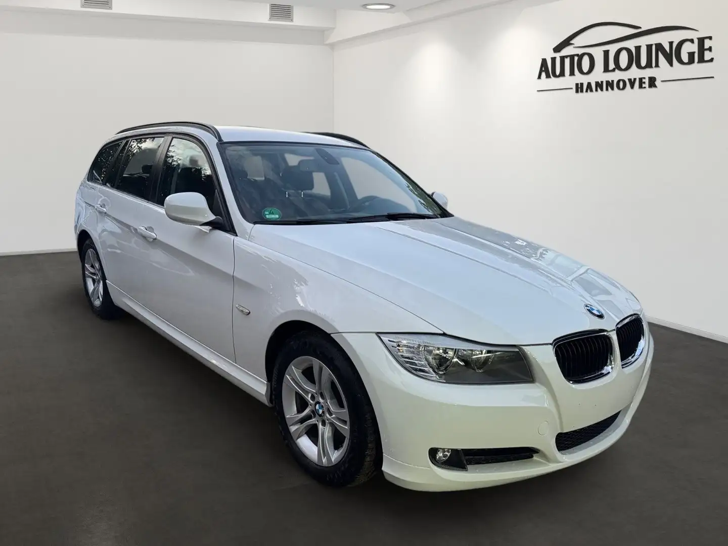 BMW 318 d Touring | Automatik | PDC hinten | Klima Weiß - 1