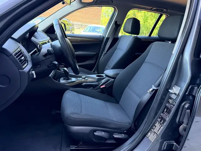 BMW X1 view 4