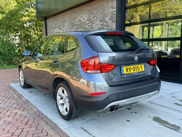 BMW X1 view 8