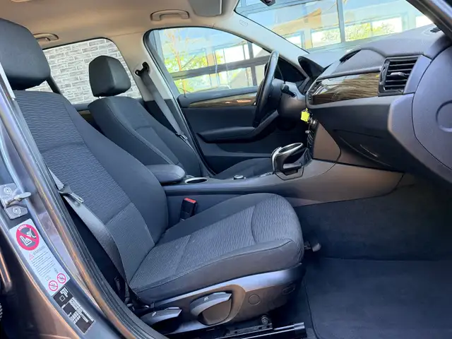 BMW X1 view 12