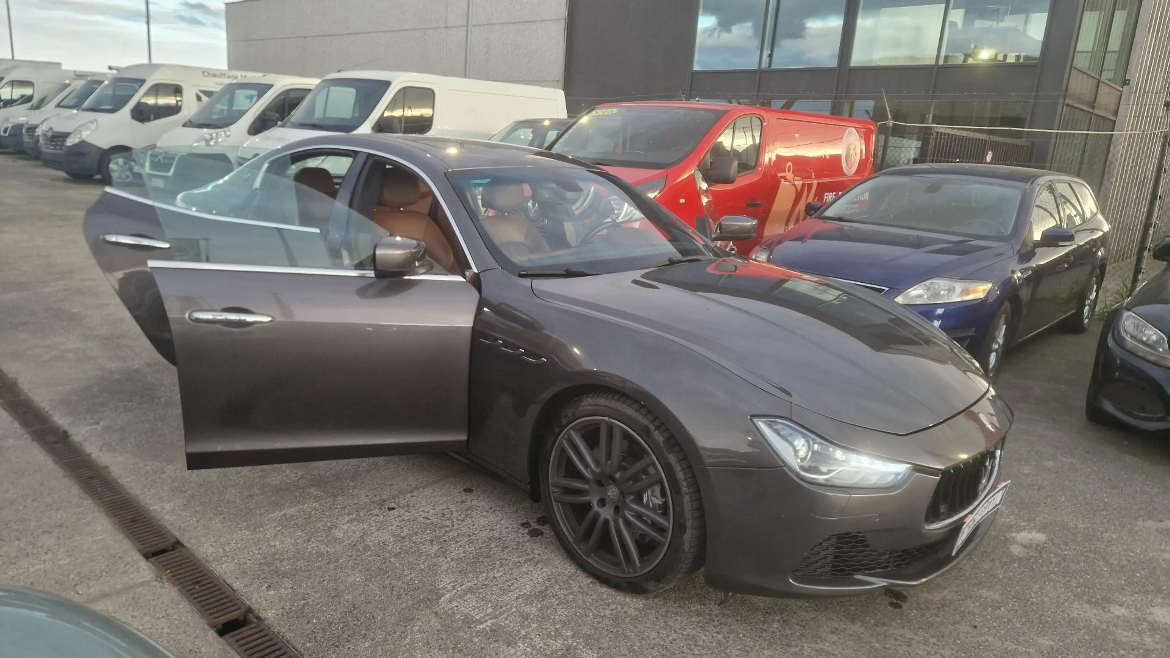 Maserati Ghibli Ghibli 3.0 D — photo 3