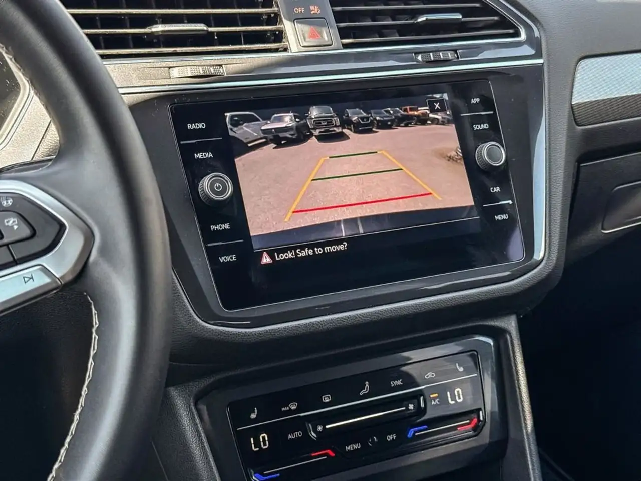 Volkswagen Tiguan снимка Volkswagen Tiguan