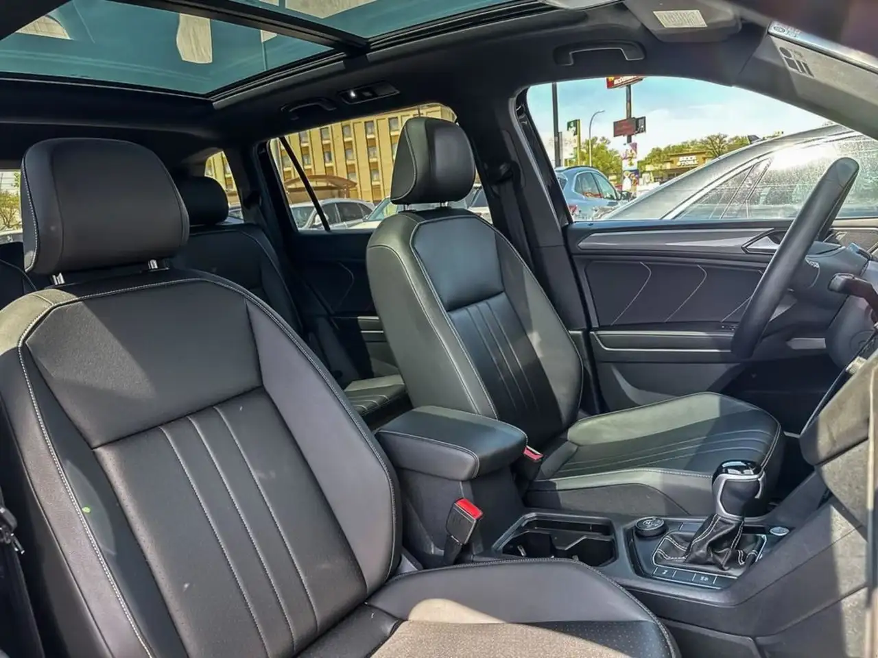 Volkswagen Tiguan снимка Volkswagen Tiguan