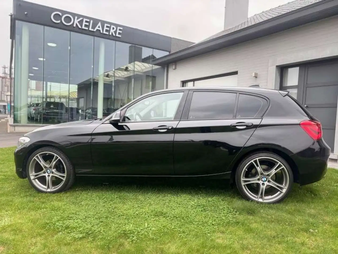 BMW 116 i Navi/AutAirco/Cruise/PDC/Bluetooth/USB/19"M - 2