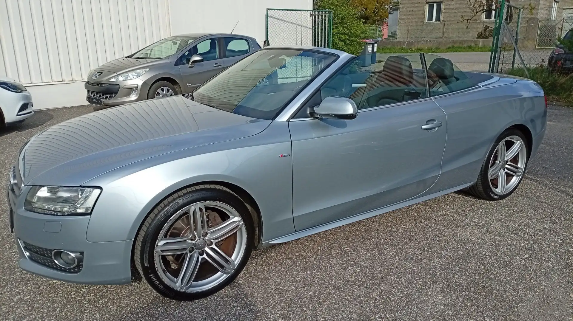 Audi A5 Cabriolet 2.0 TFSI Silber - 2