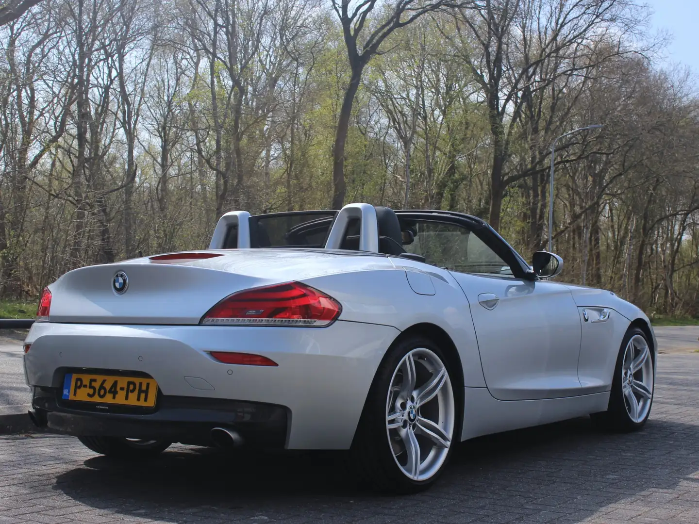 BMW Z4 Roadster sDrive35i M-Sport High Executive Grijs - 2