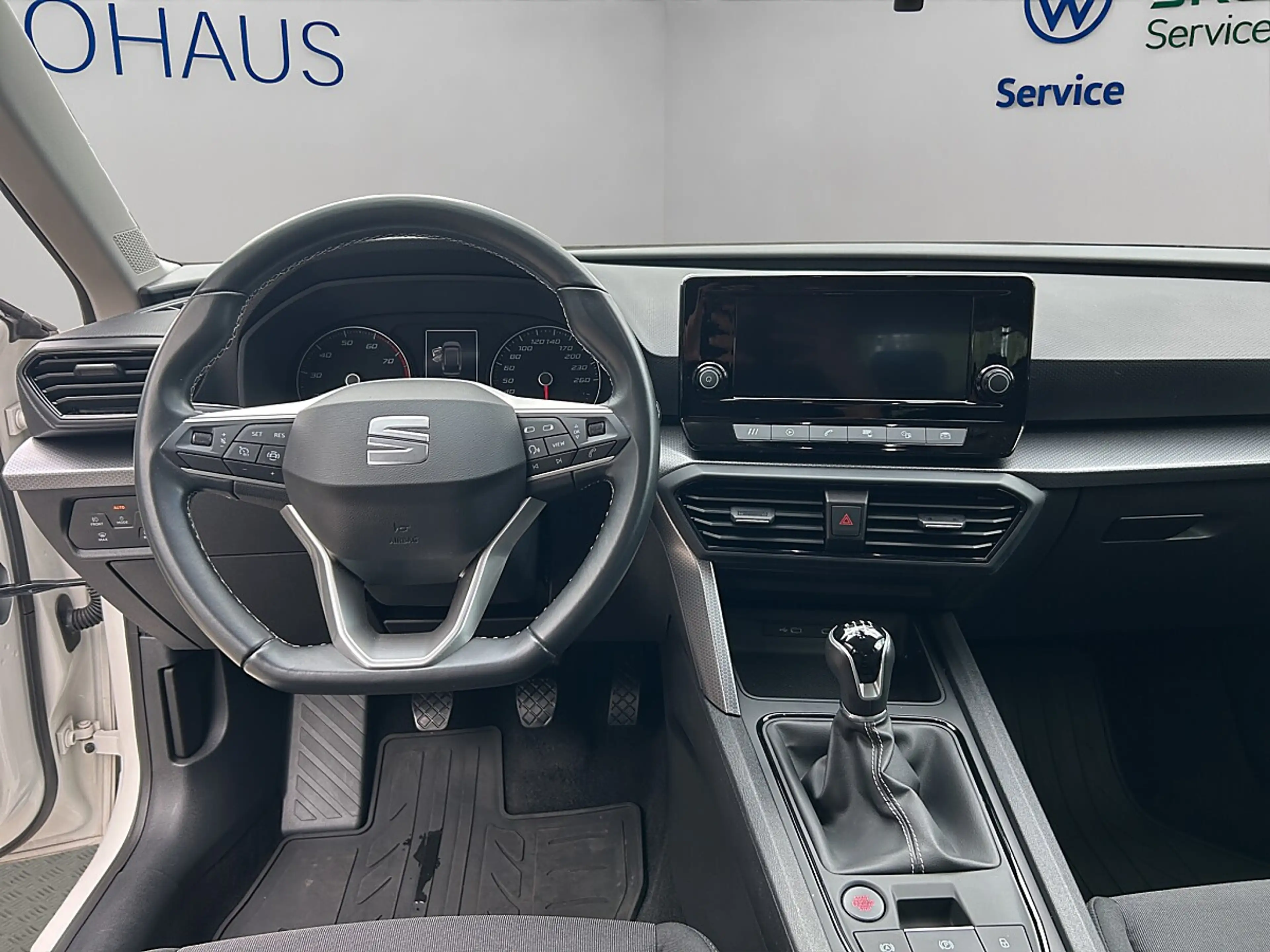 SEAT Leon Kombi Reference TSI — photo 10