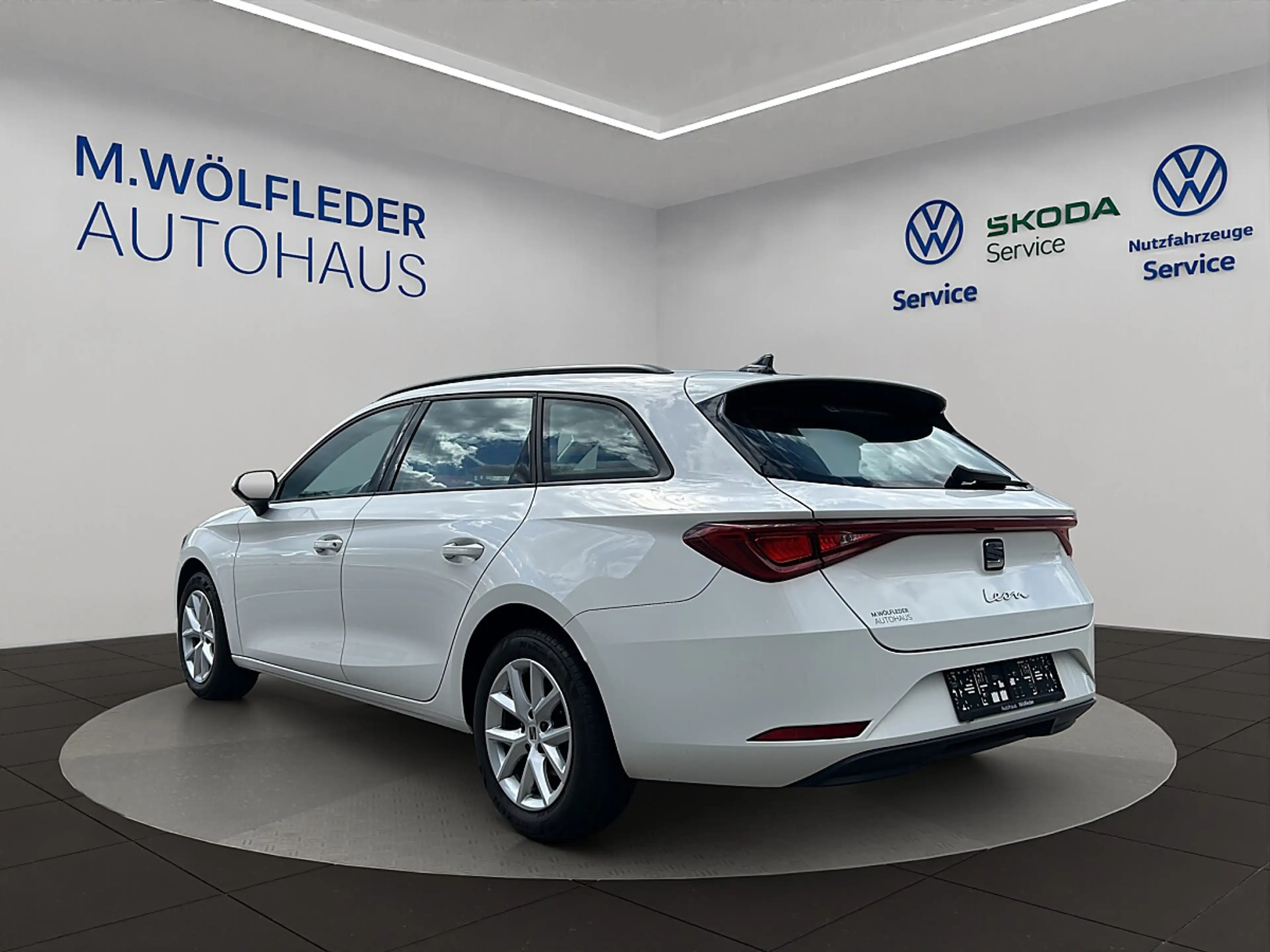 SEAT Leon Kombi Reference TSI — photo 4