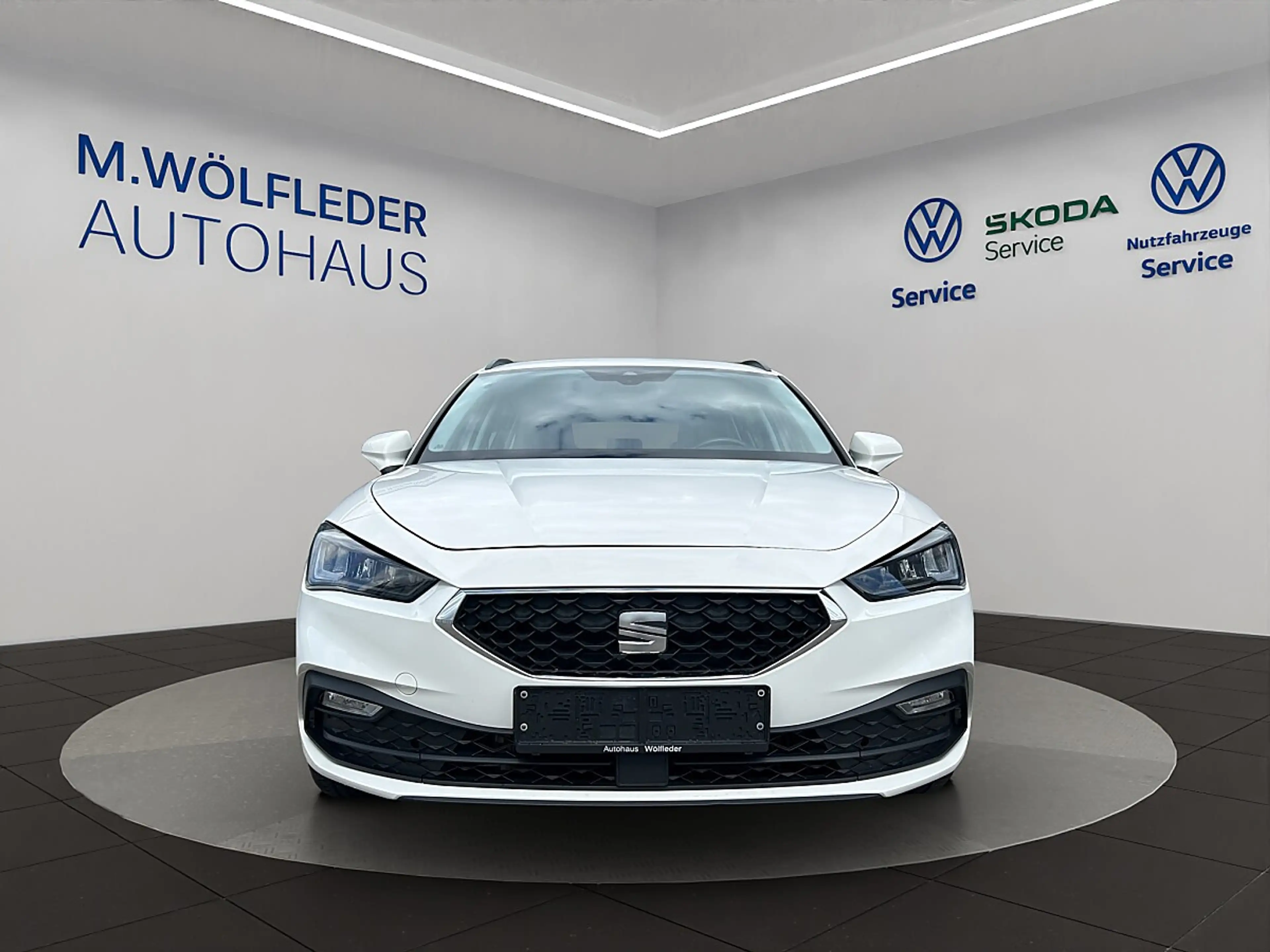 SEAT Leon Kombi Reference TSI — photo 2