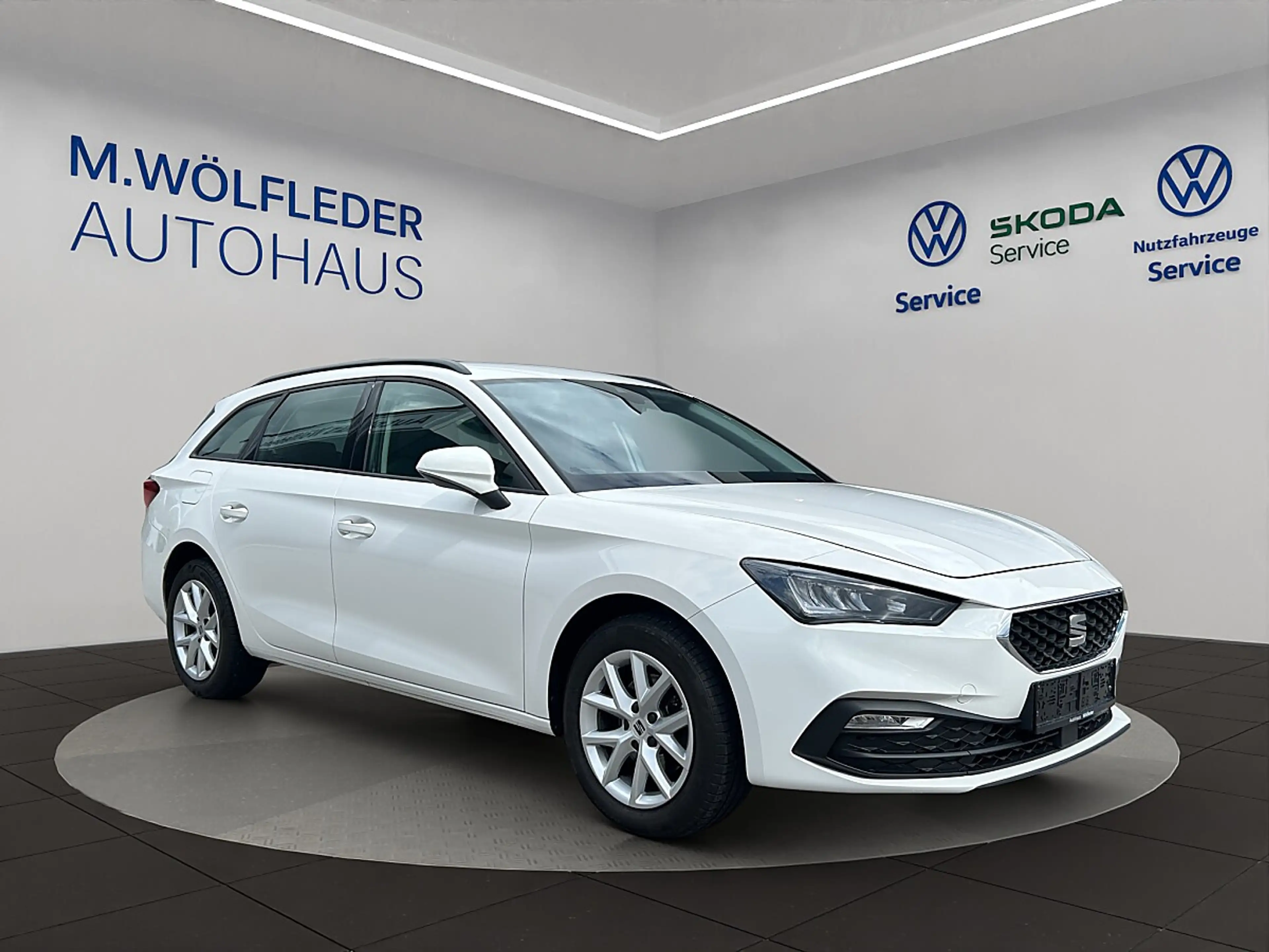 SEAT Leon Kombi Reference TSI — photo 8