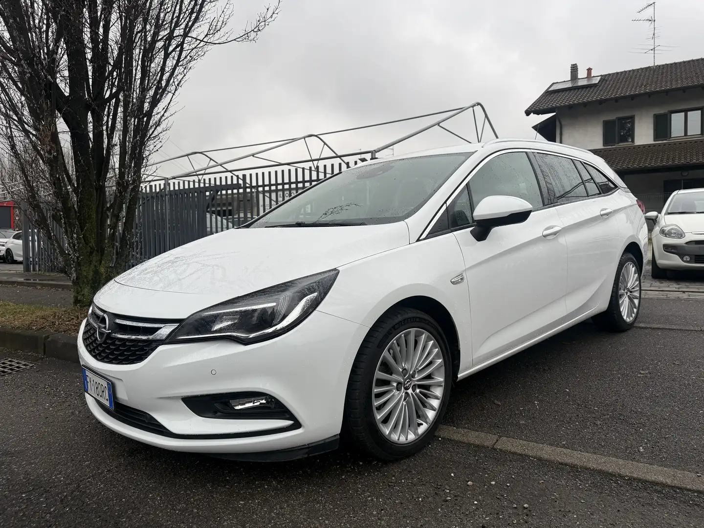 Opel Astra Sports Tourer 1.6 cdti Innovation 136cv auto Blanc - 2