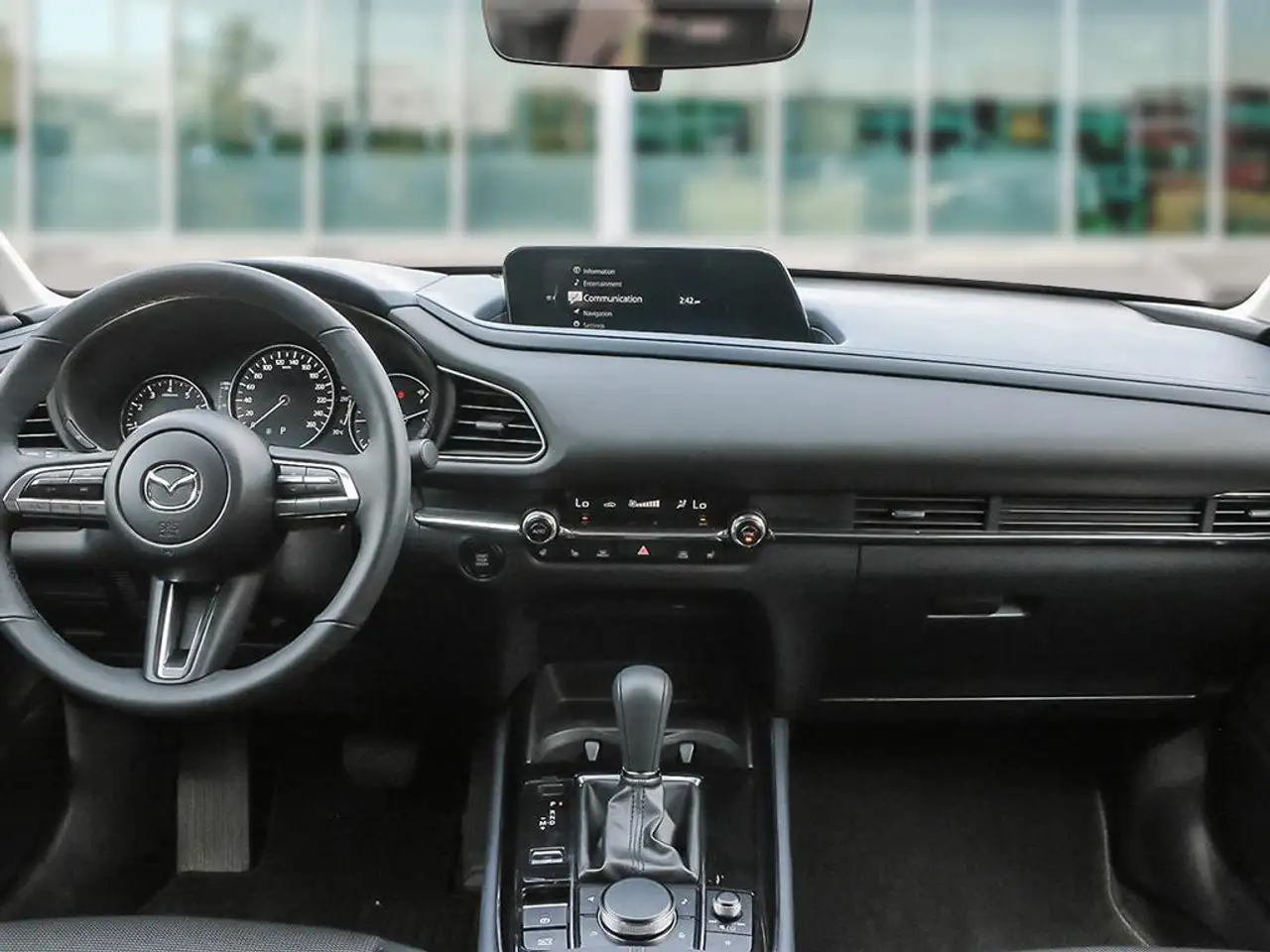 Mazda CX-30 снимка Mazda CX-30