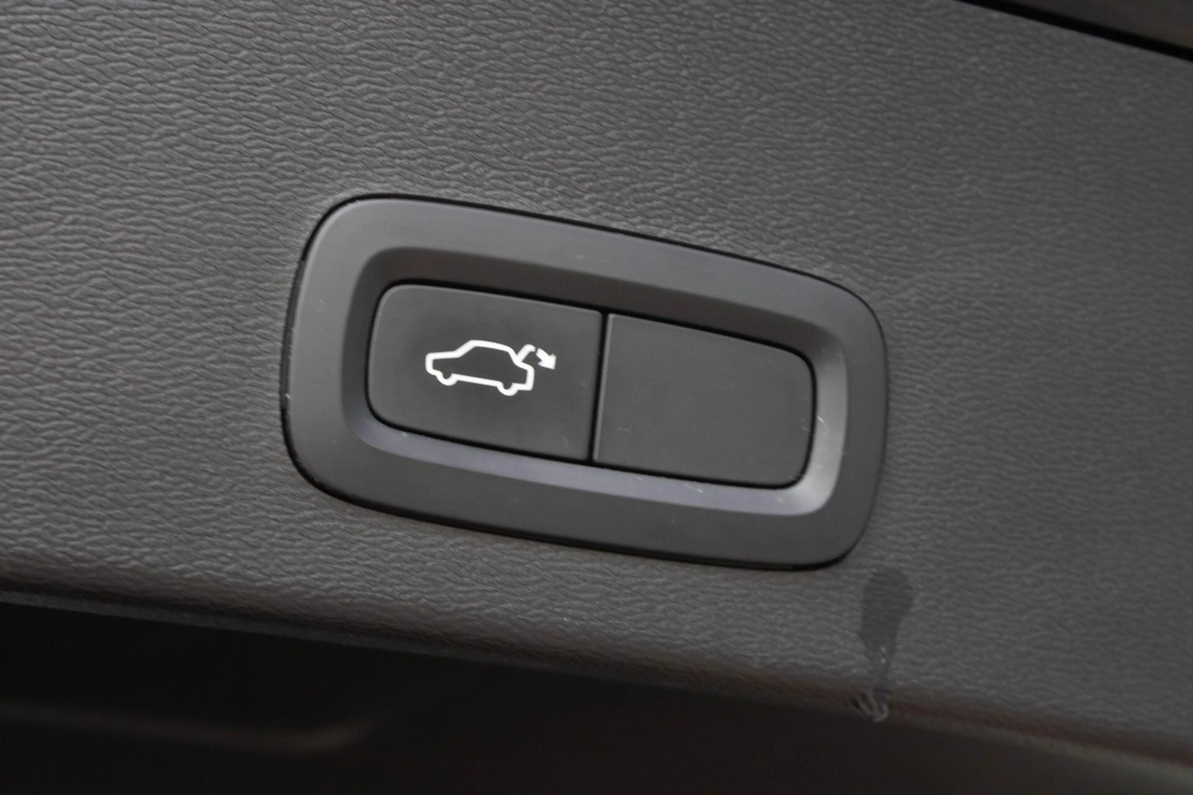 Volvo XC40 1.5 T3 R-Design|Stoelverwarming|Camera|Trekhaak| — photo 41