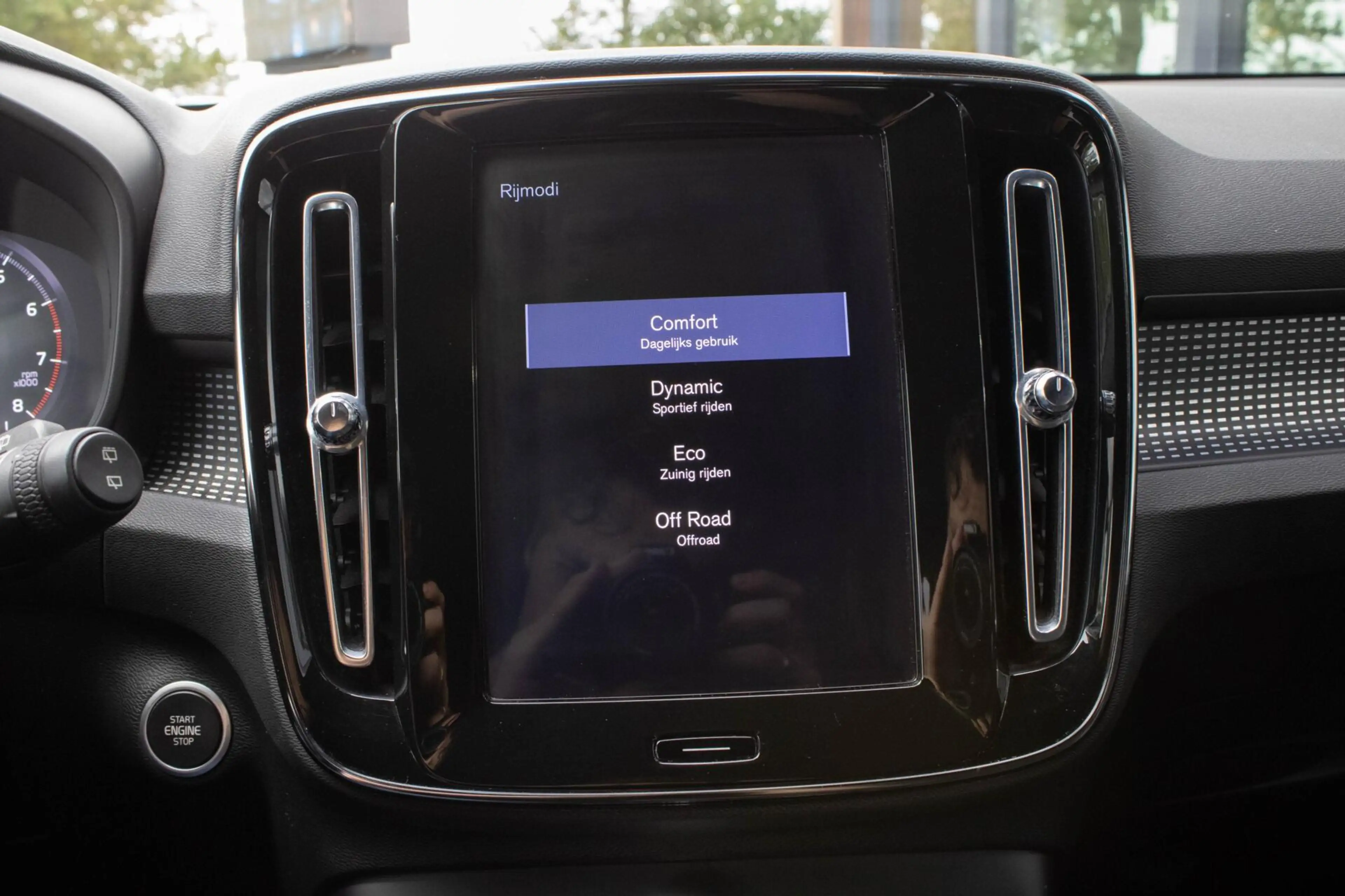Volvo XC40 1.5 T3 R-Design|Stoelverwarming|Camera|Trekhaak| — photo 32