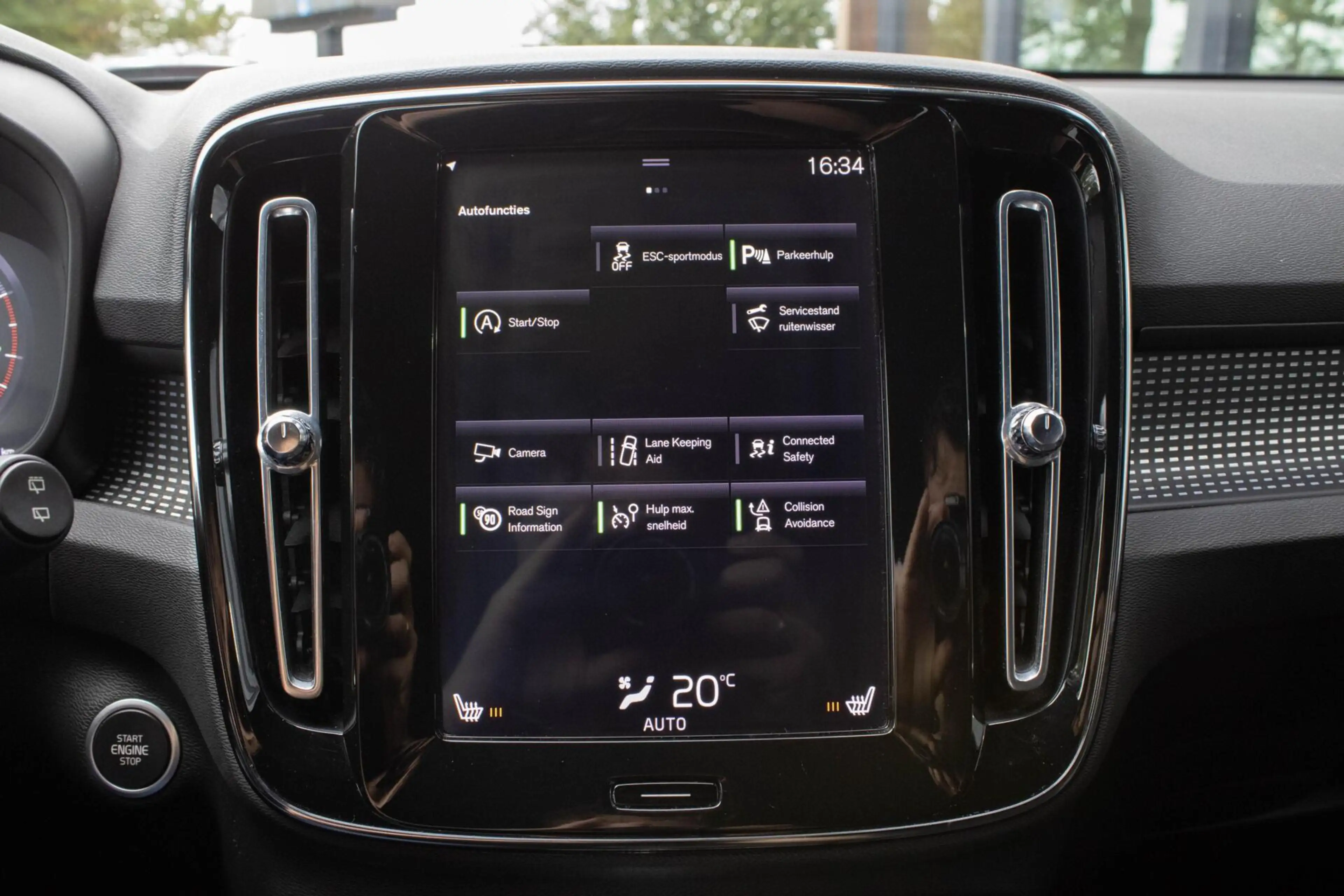 Volvo XC40 1.5 T3 R-Design|Stoelverwarming|Camera|Trekhaak| — photo 31