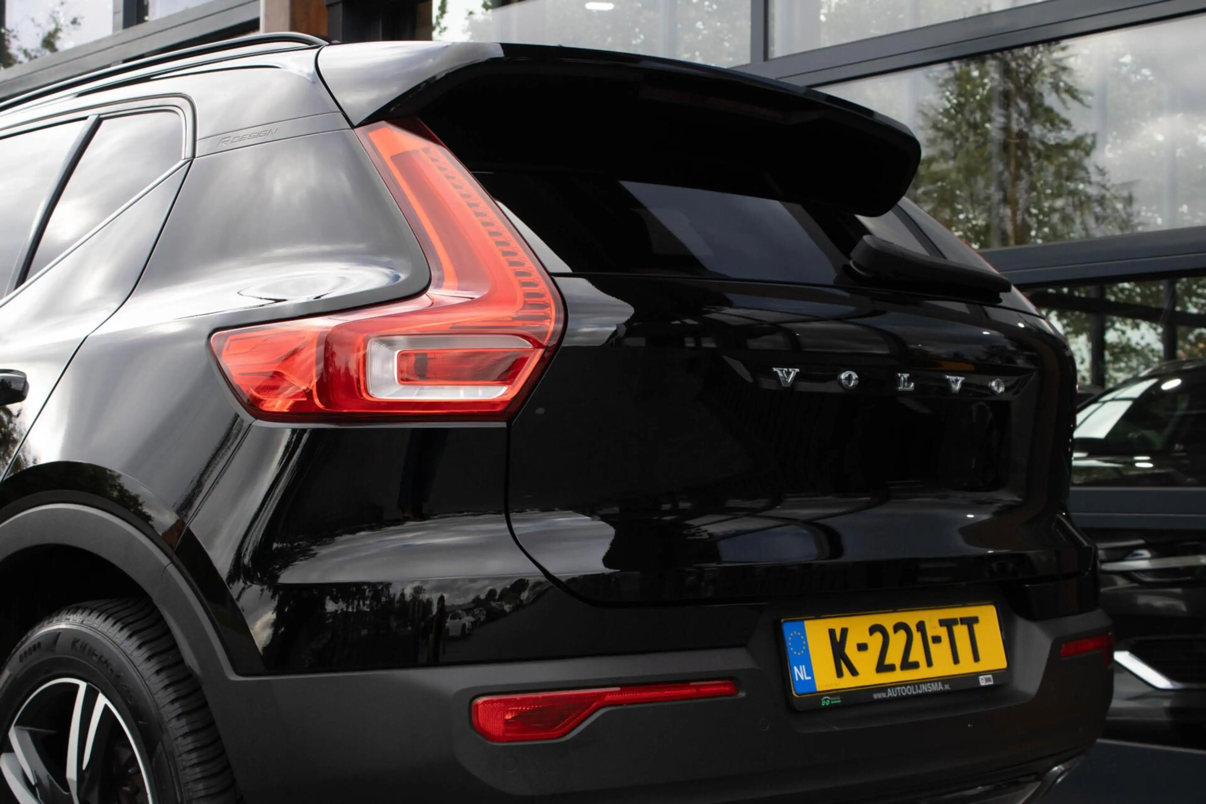 Volvo XC40 1.5 T3 R-Design|Stoelverwarming|Camera|Trekhaak| — photo 13