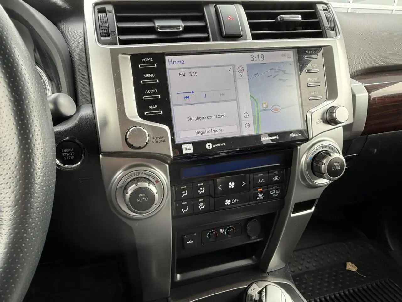 Toyota 4-Runner снимка Toyota 4-Runner