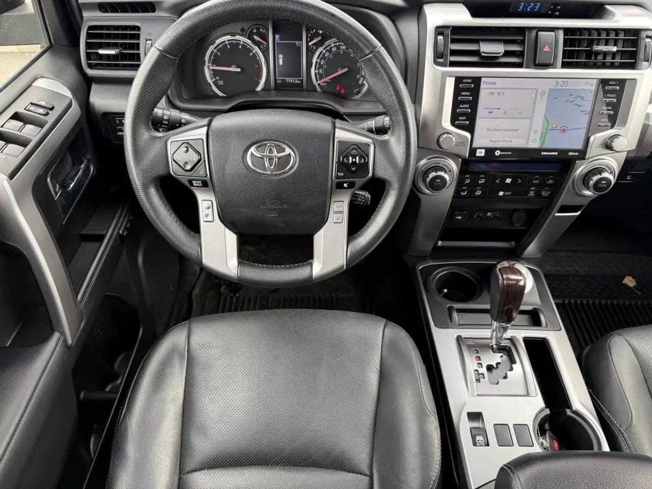 Toyota 4-Runner снимка Toyota 4-Runner
