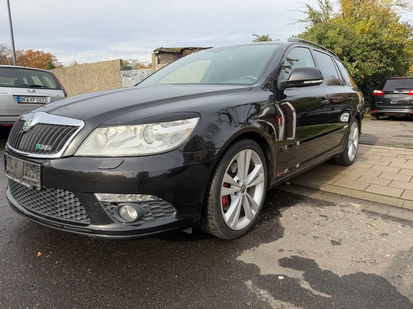 Skoda Octavia Combi RS Schwarz - 2