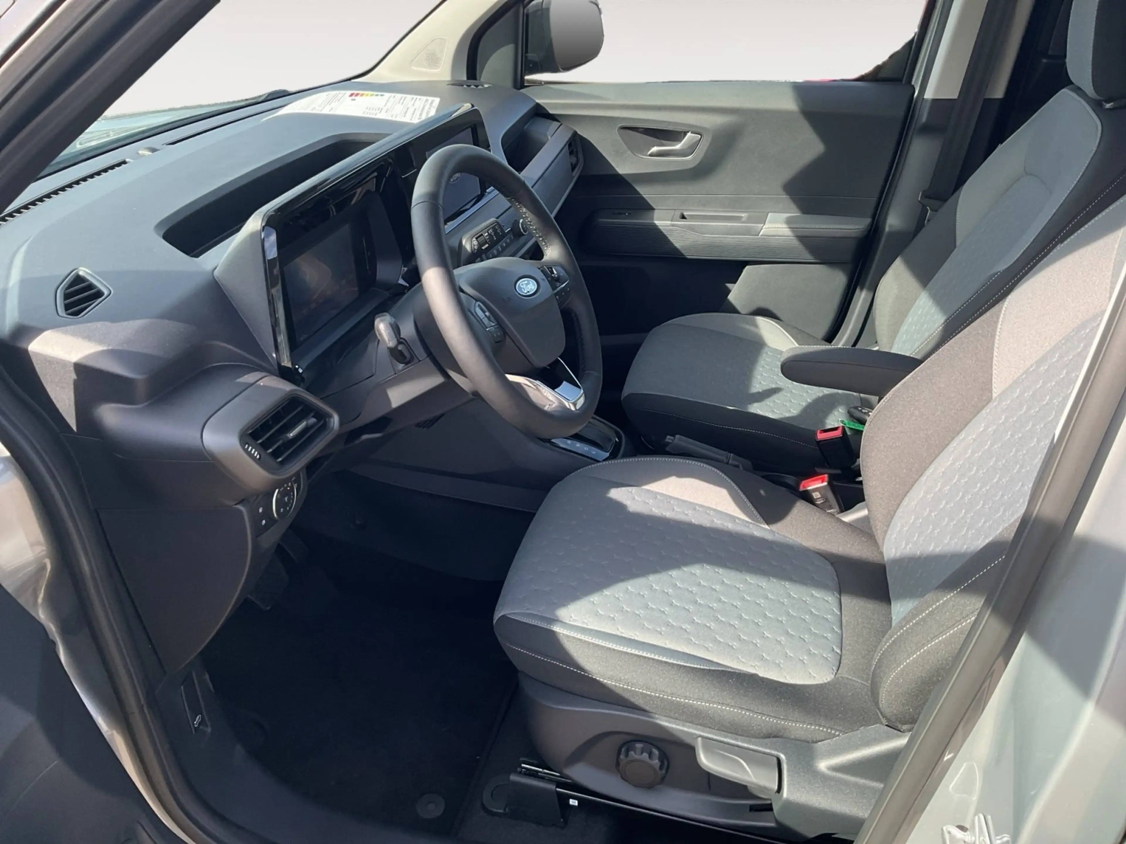 Ford Tourneo Courier Titanium*Automatic*Kamera*CLIMATRONIC*WinterPak* — photo 9