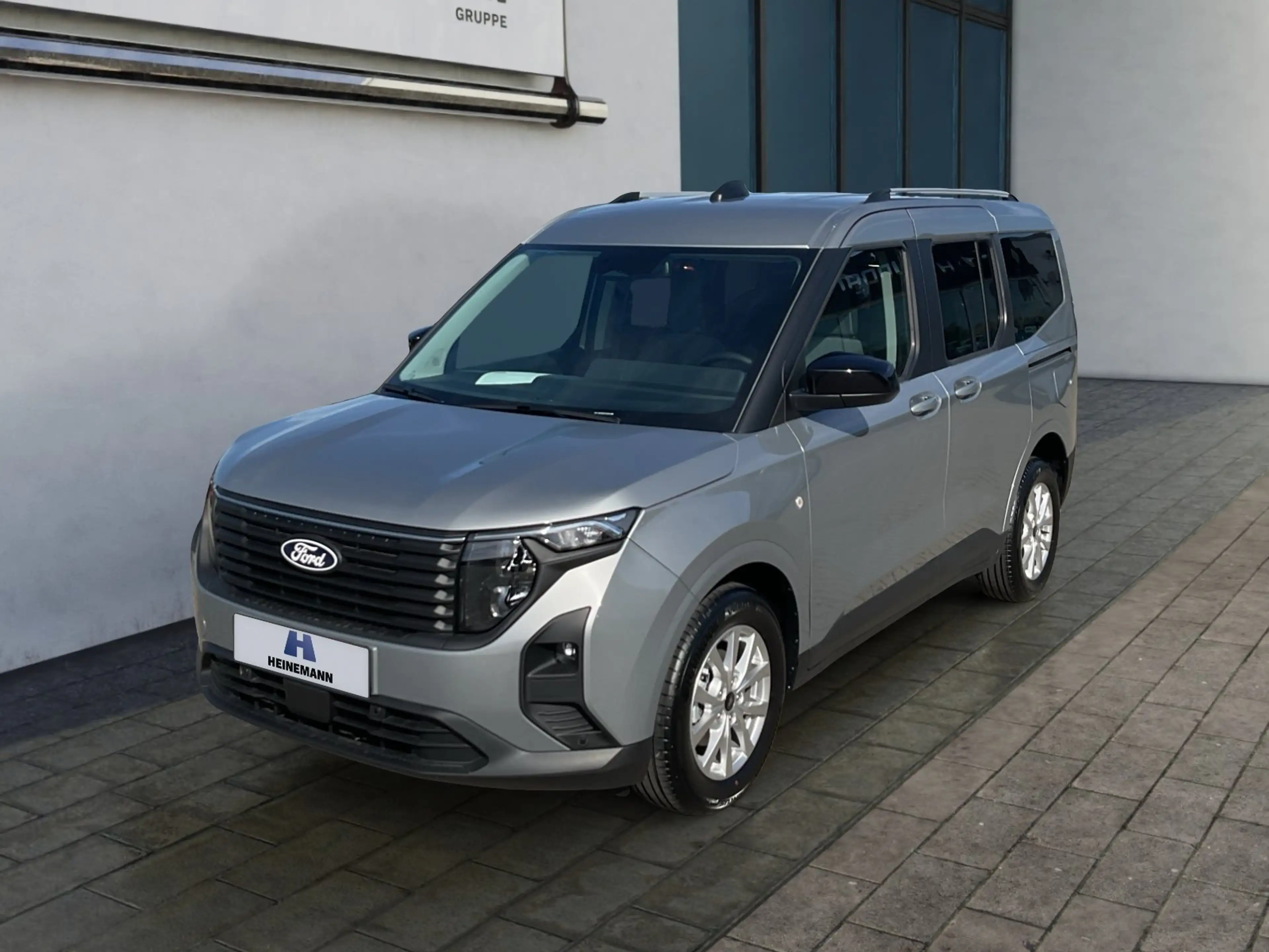 Ford Tourneo Courier Titanium*Automatic*Kamera*CLIMATRONIC*WinterPak*