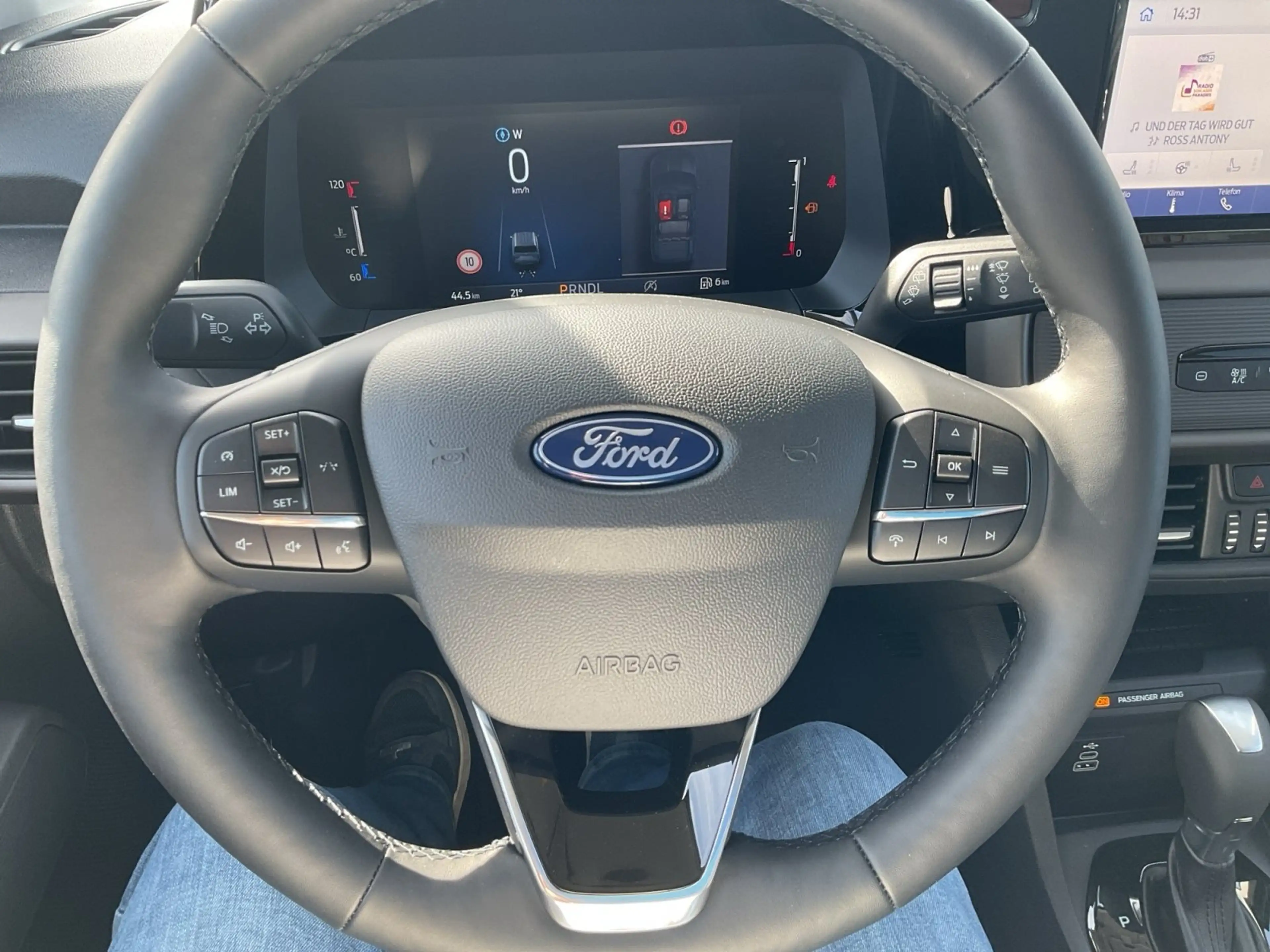 Ford Tourneo Courier Titanium*Automatic*Kamera*CLIMATRONIC*WinterPak* — photo 10