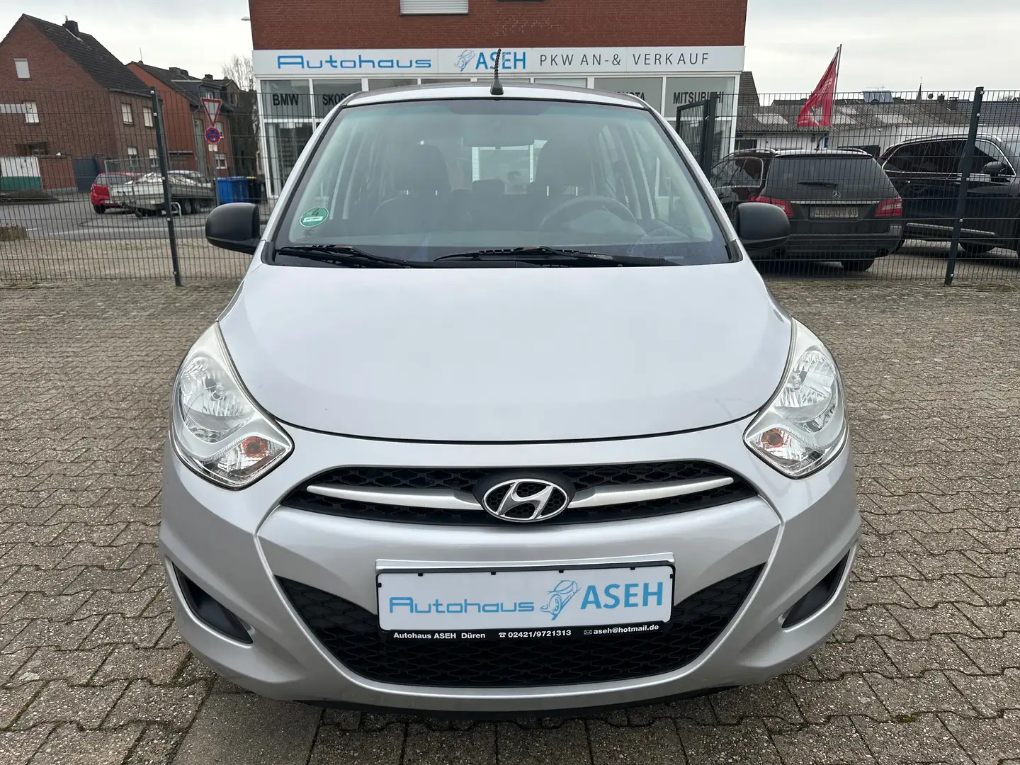 Hyundai i10 1.1 5 Star Edition Silber - 2