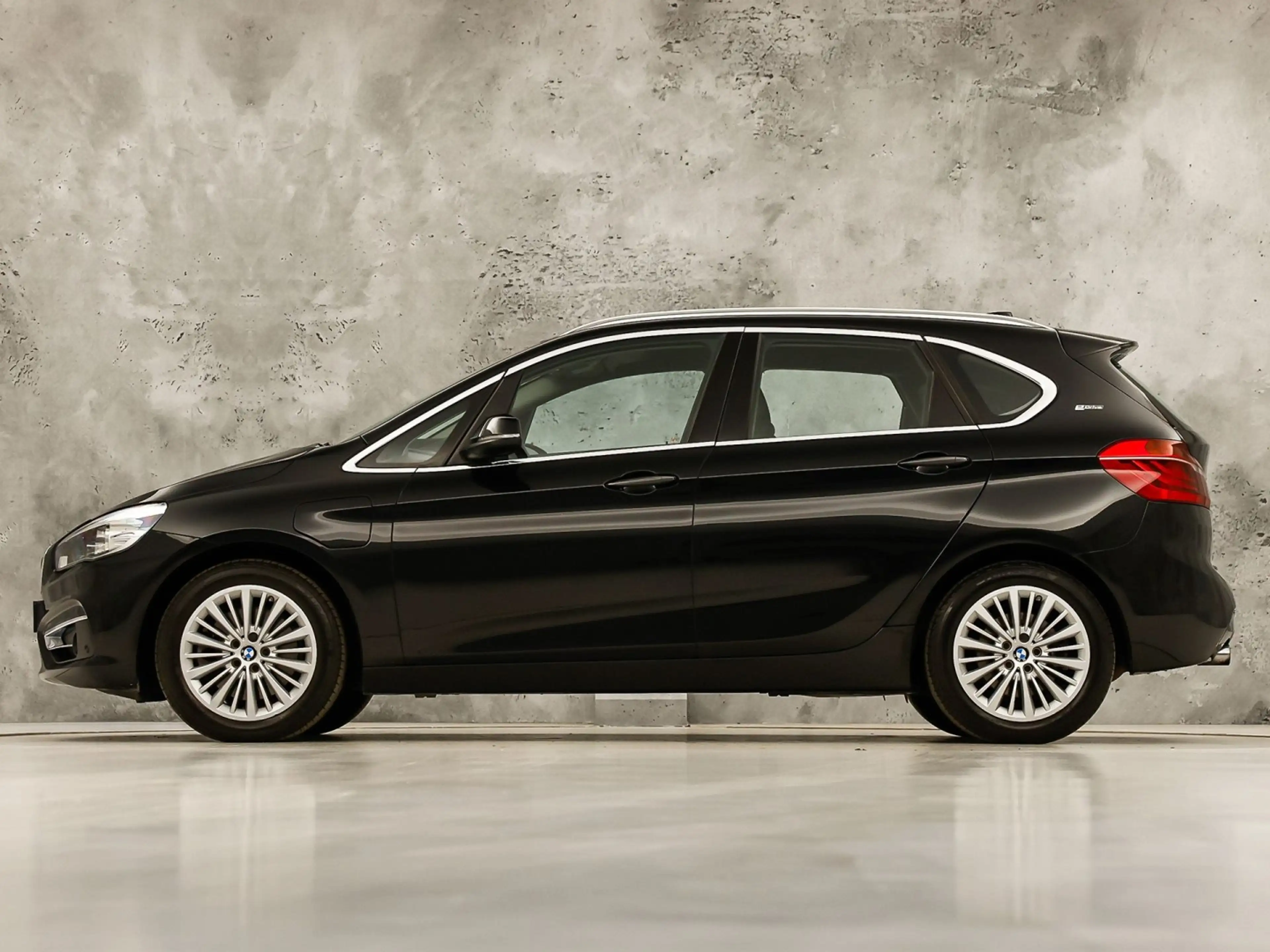 BMW 225 2 Serie 225xe Sport High Executive xDrive 225Pk Au — photo 2